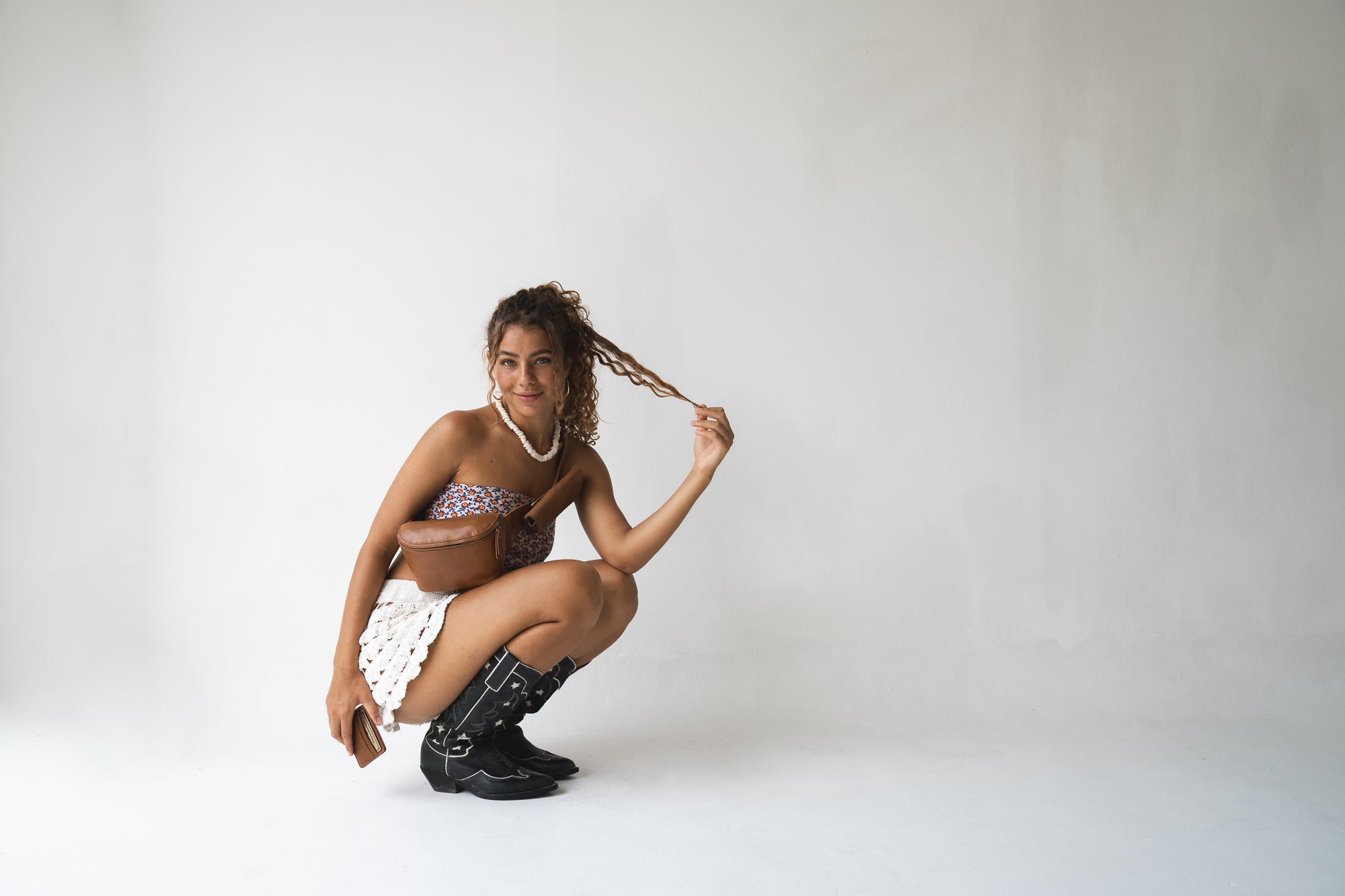 3 Effortless Ways to Style Your Fanny Pack for Festival Season