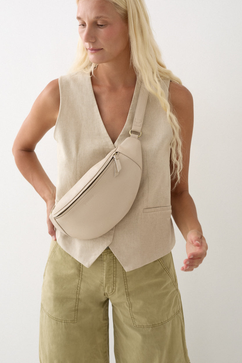 バックボーン　BACK BONE ×M・A・R・Sコラボ MANDRN | The Atlas- Bone Leather Fanny Pack