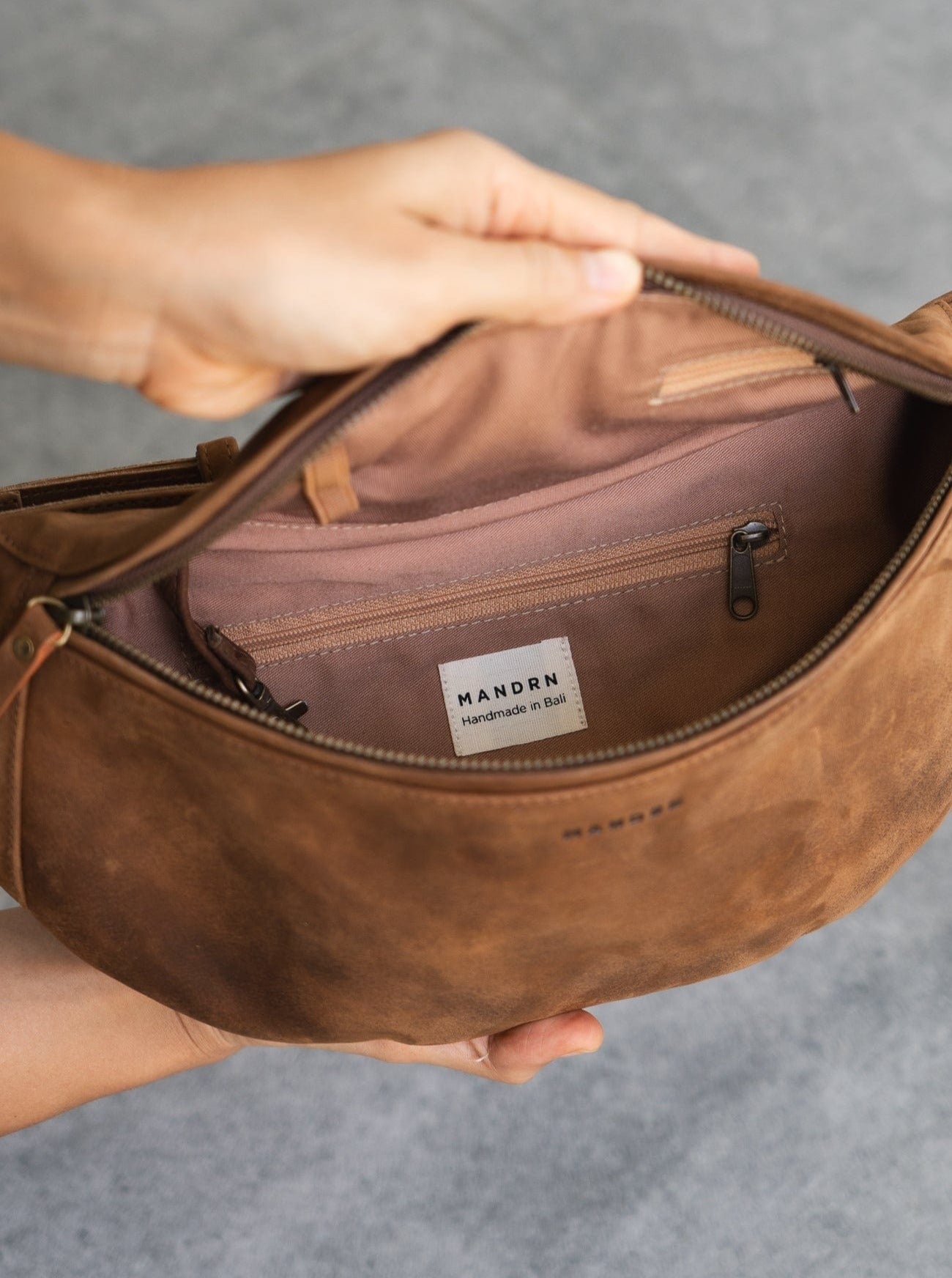 Mandrn Atlas - Saddle Fanny Pack