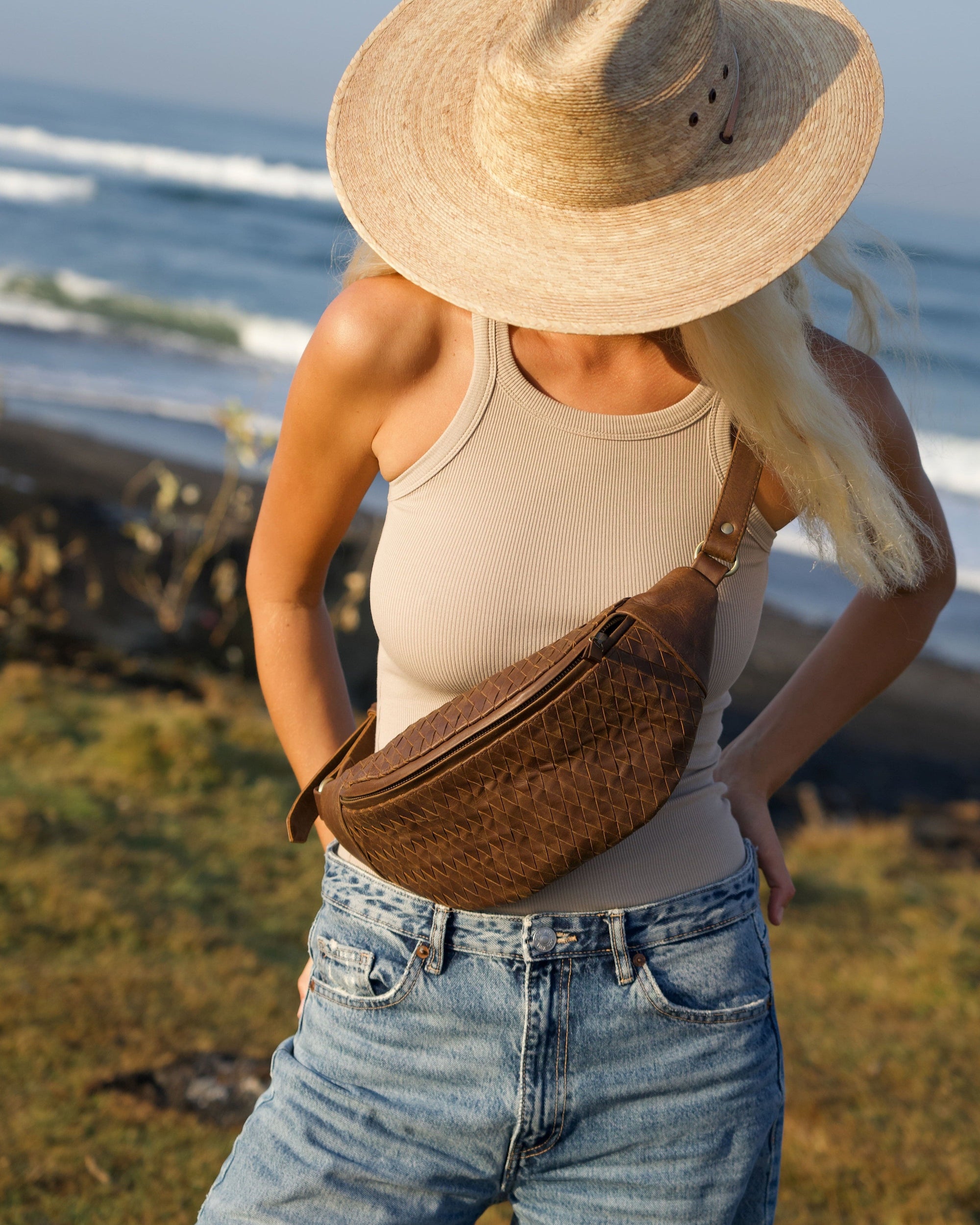 Mandrn Atlas Woven - Saddle (Dark) Fanny Pack