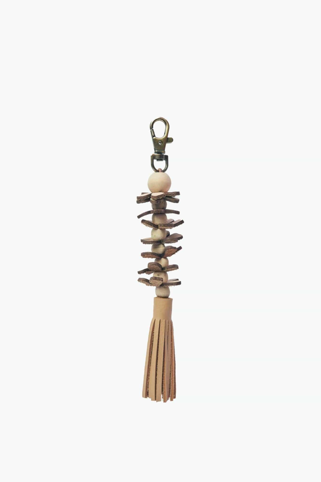 Mandrn Love Me, Love Me Not Love Knot Keychain