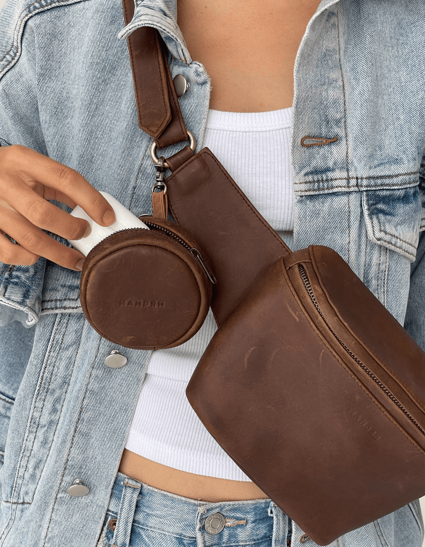 MANDRN | The Rover Circle Pouch - Saddle Dark Leather