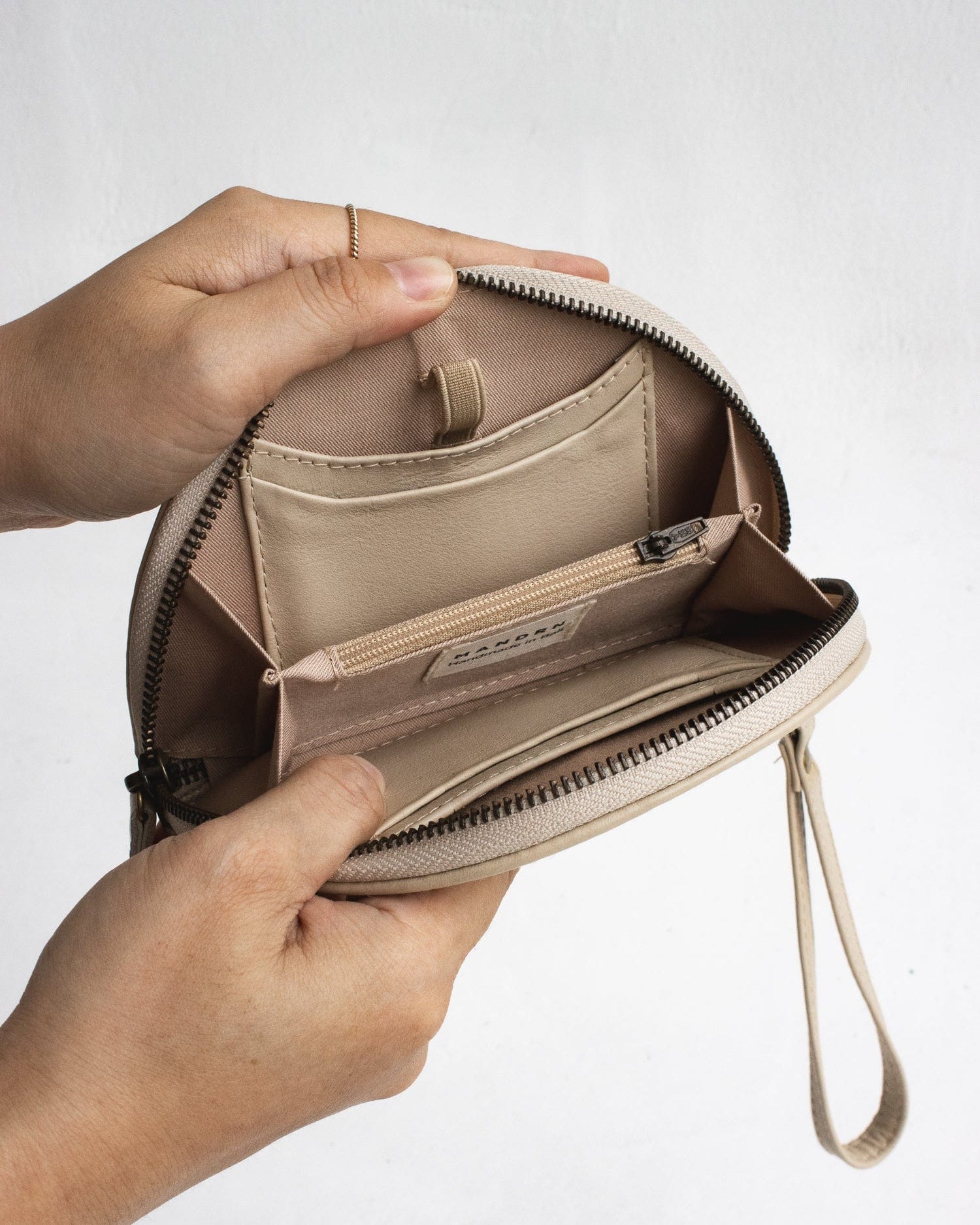 Mandrn Wedge Wallet - Bone Wallets & Money Clips