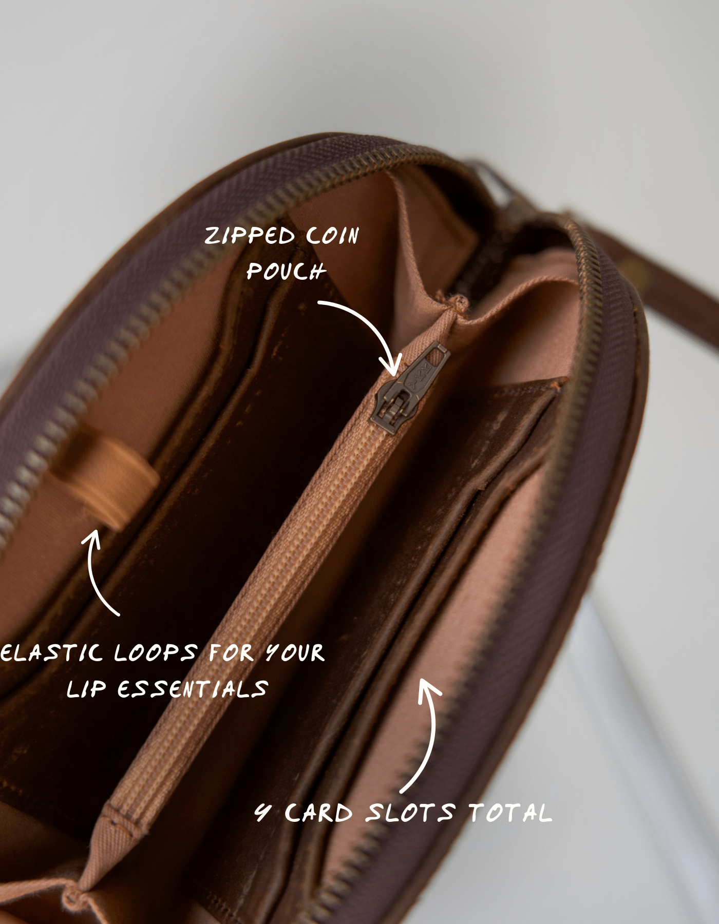 Wedge Wallet - Saddle (Dark)