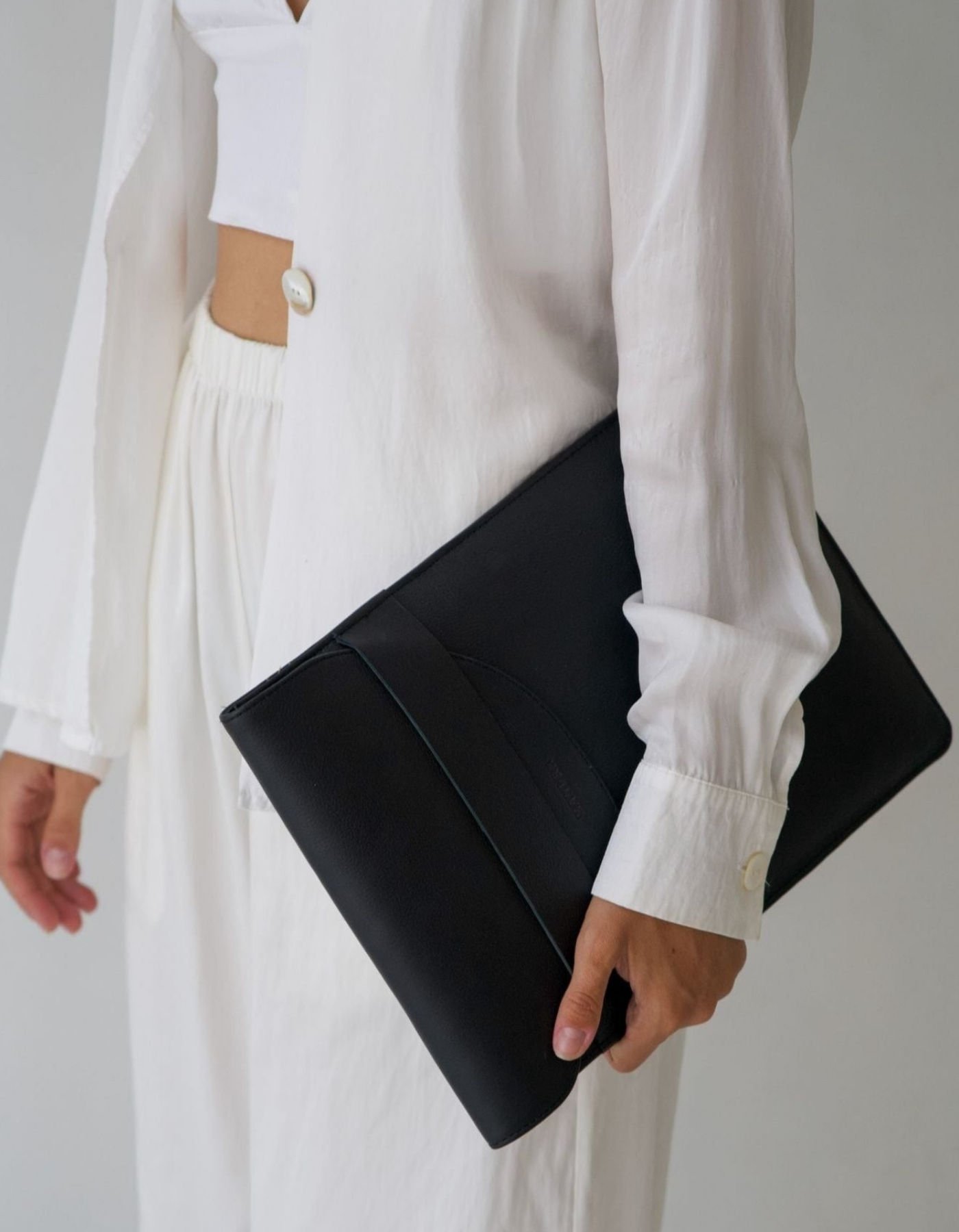 Casey Sleeve - Black