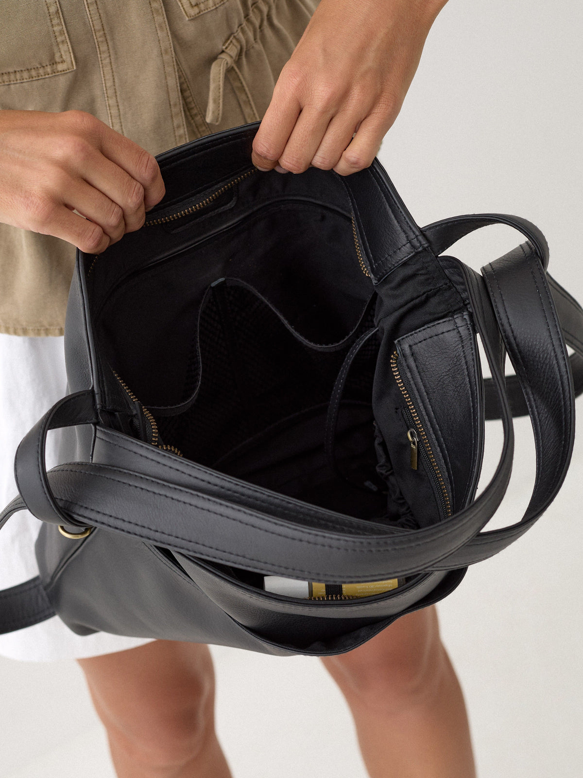 Evra Classic - Black
