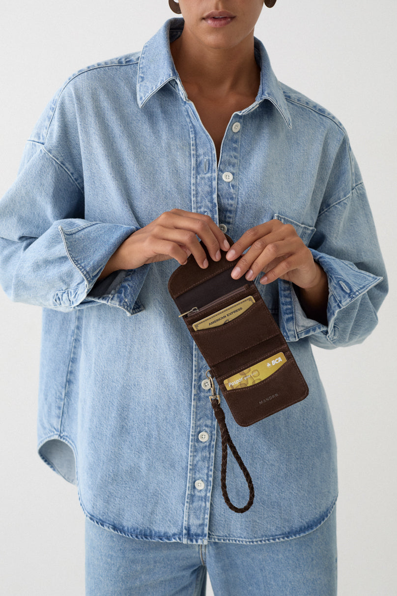 [PRE-ORDER] Noa - Espresso Suede
