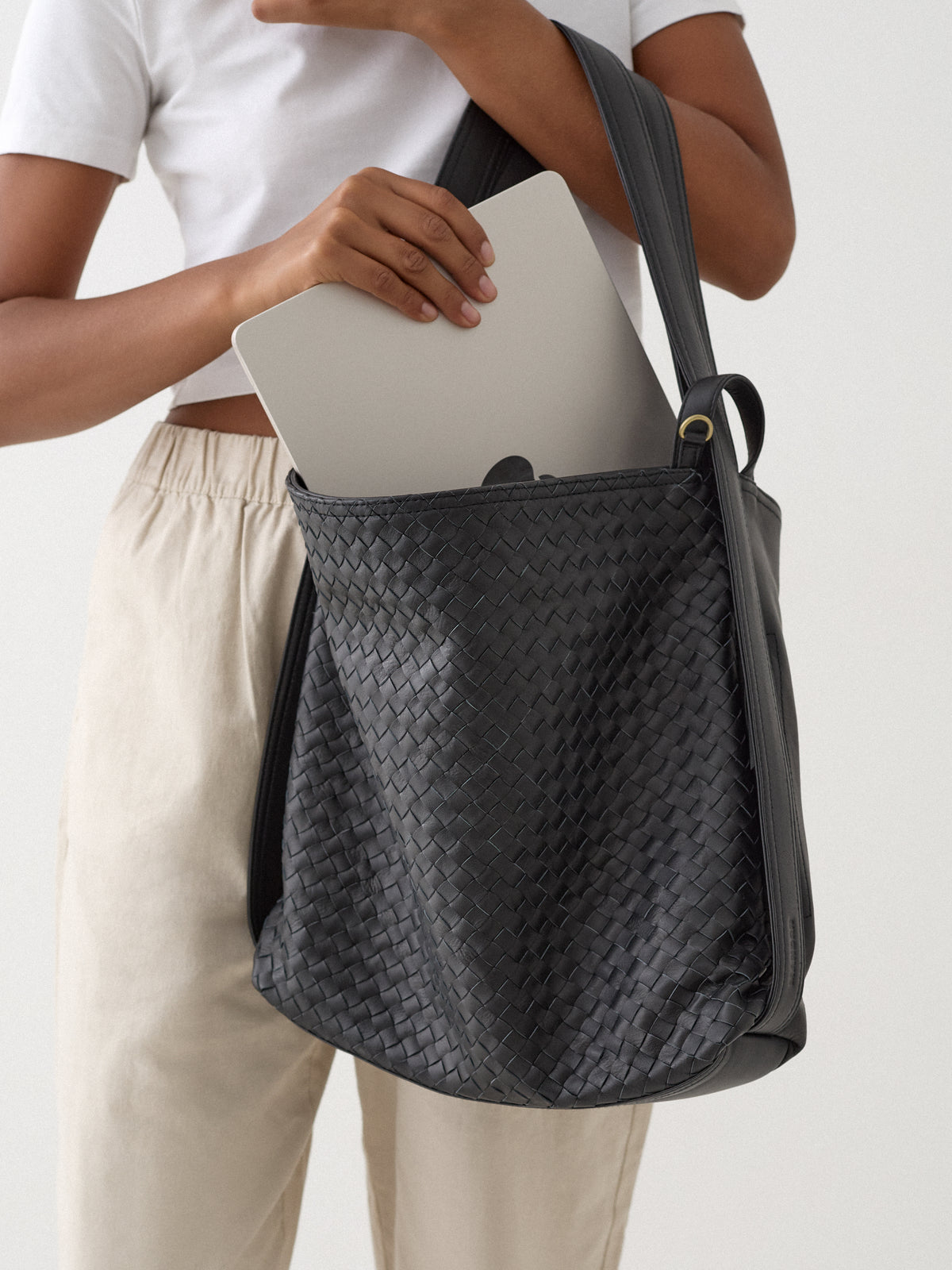 Woven Evra Tote - Black
