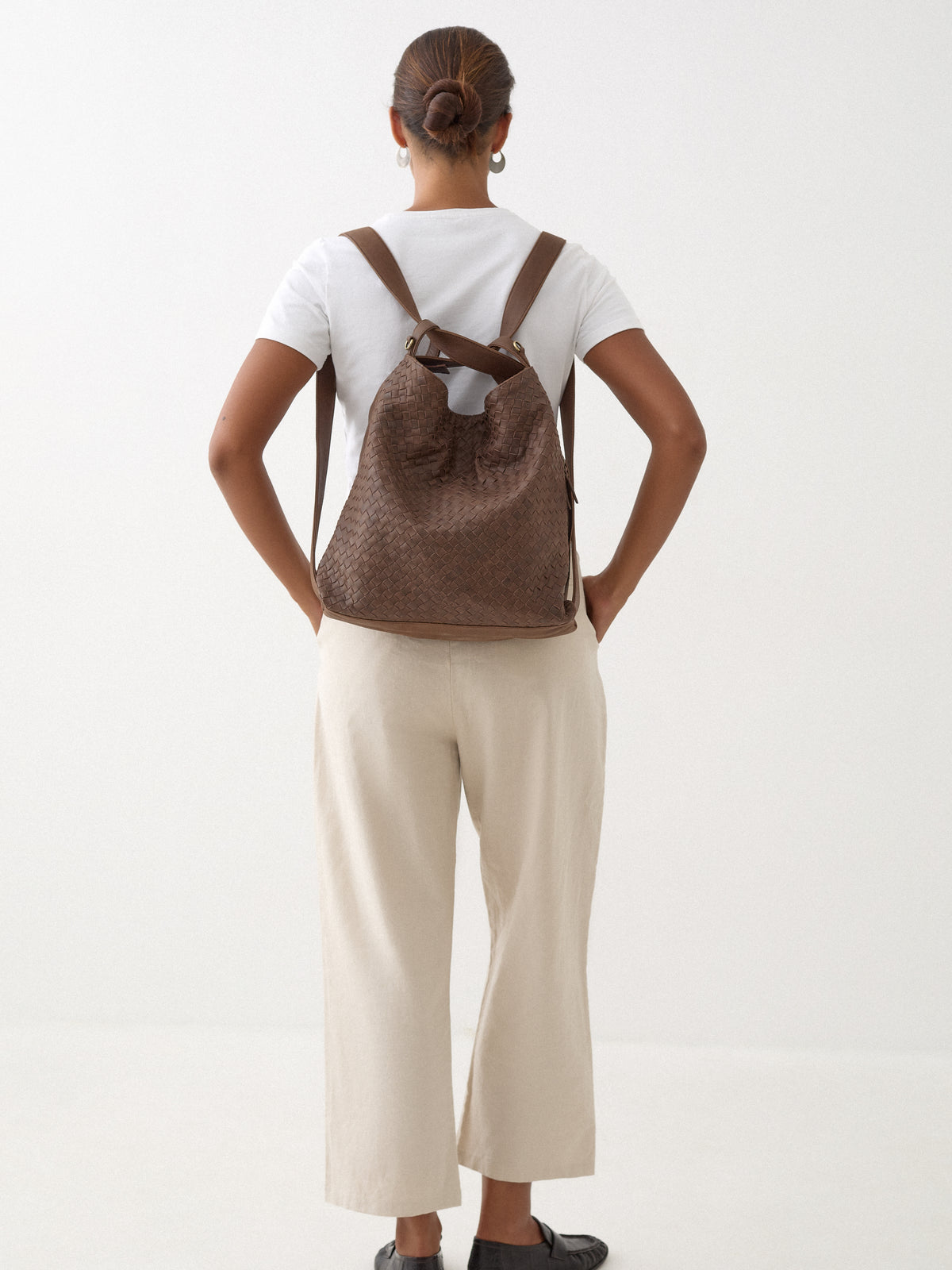 [PRE-ORDER] Woven Evra Tote - Saddle (Dark)