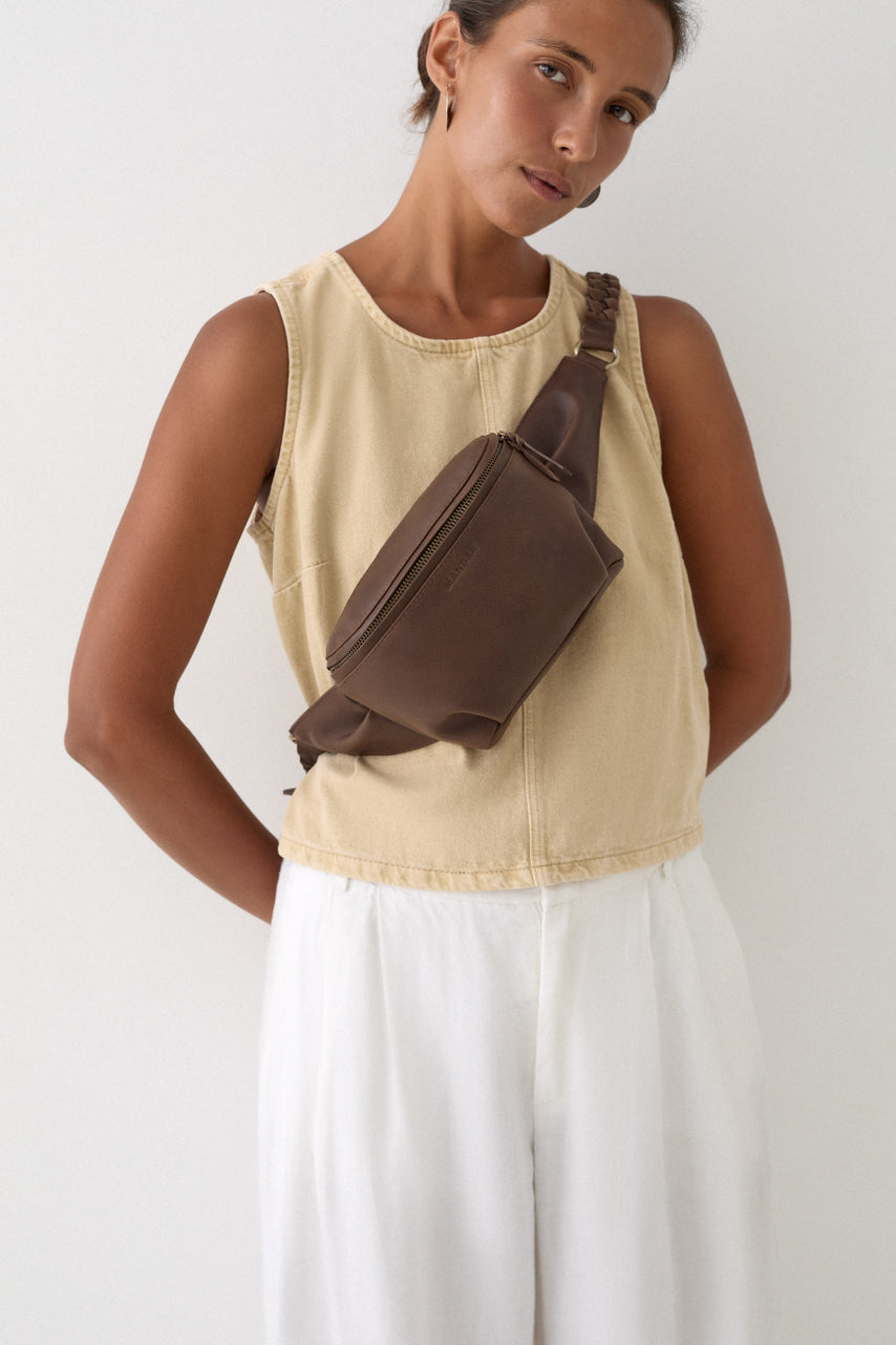Remy - Saddle Dark