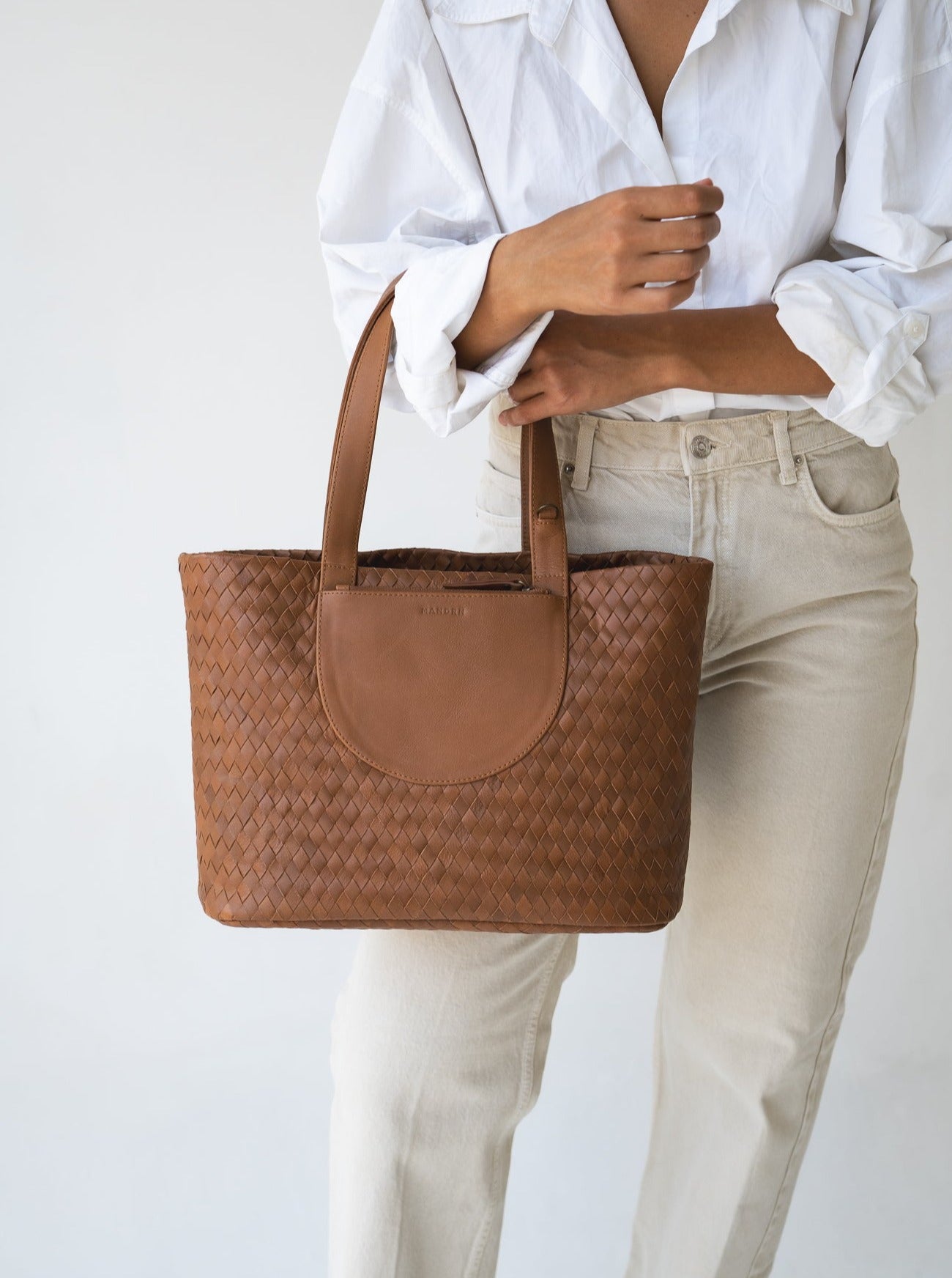 Mandrn Andie Woven Tote - Tan tote