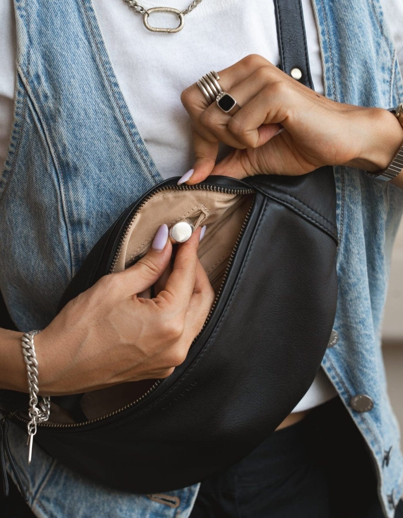 Mandrn Atlas - Black Fanny Pack