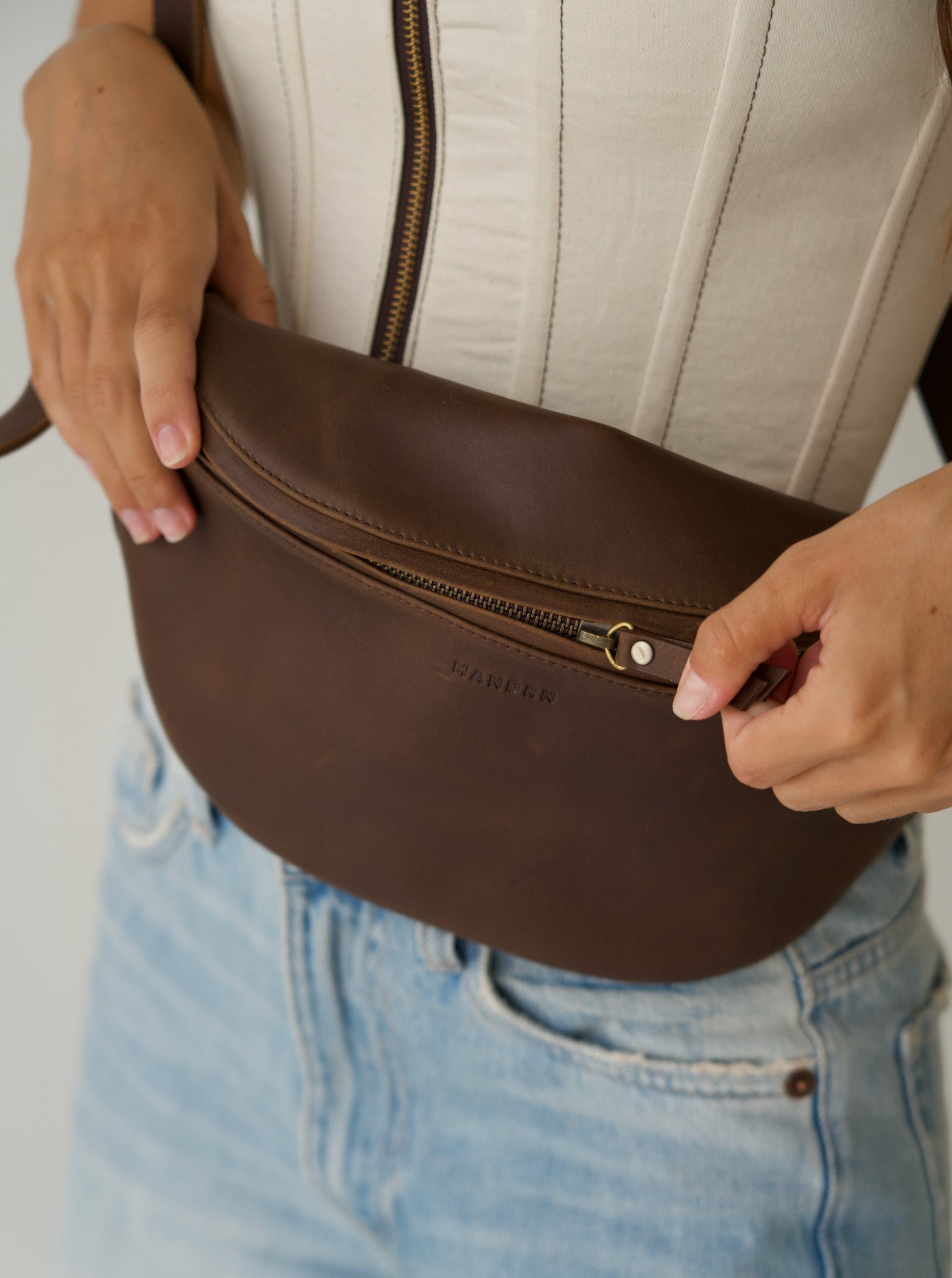 Mandrn Atlas - Saddle (Dark) Fanny Pack