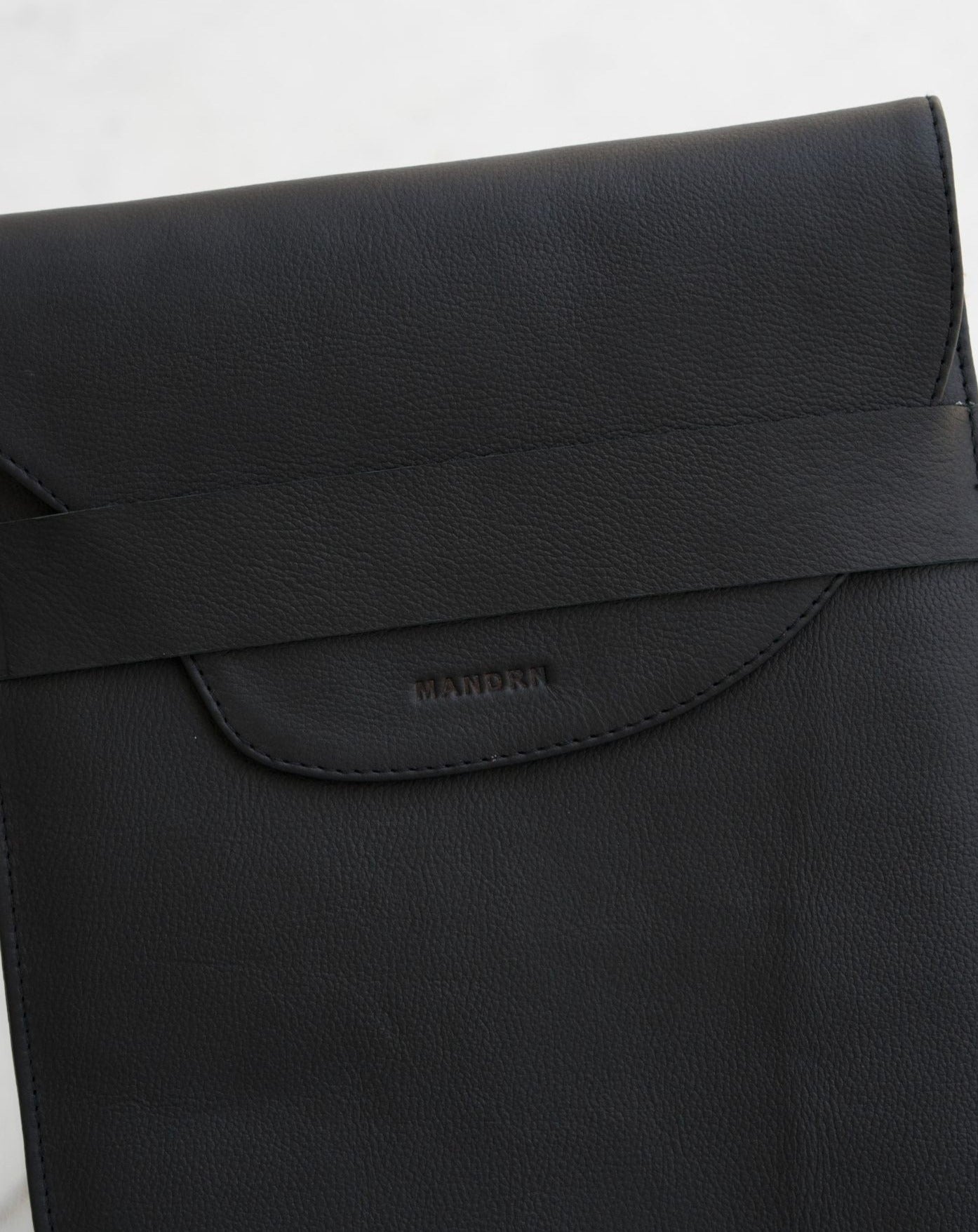 Mandrn Casey Sleeve - Black Sunglasses Case