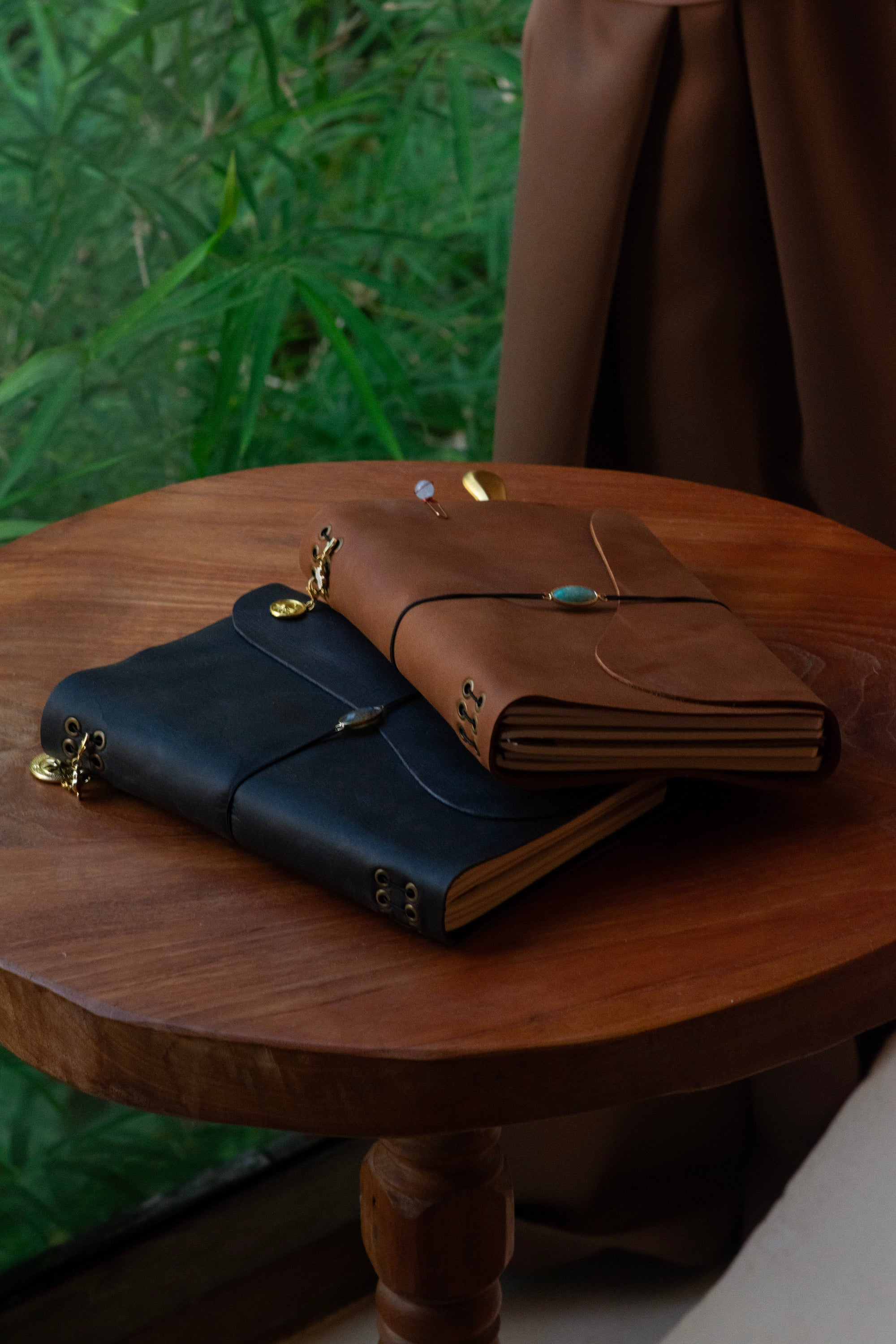 Mandrn Cove Journal – Saddle Light Journal