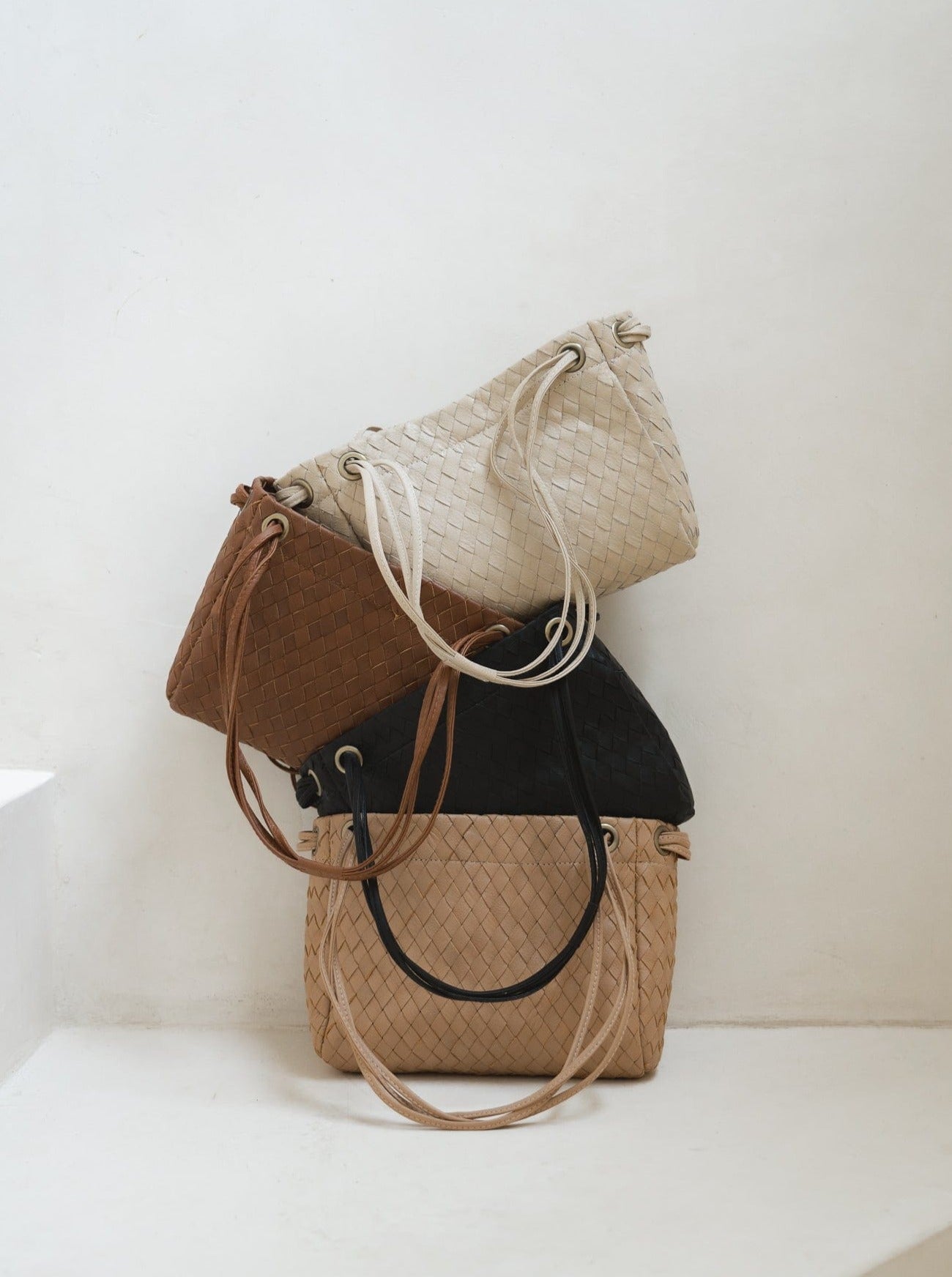 Mandrn Lou Woven - Bone Bag