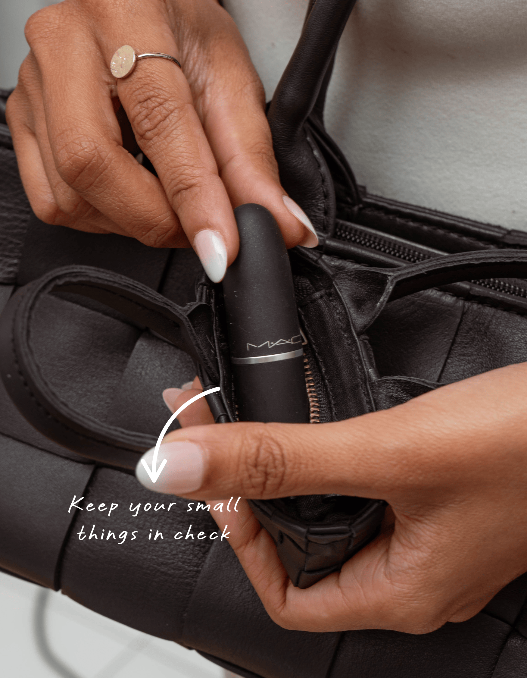 Mandrn Mini Rosalie - Black Keychain