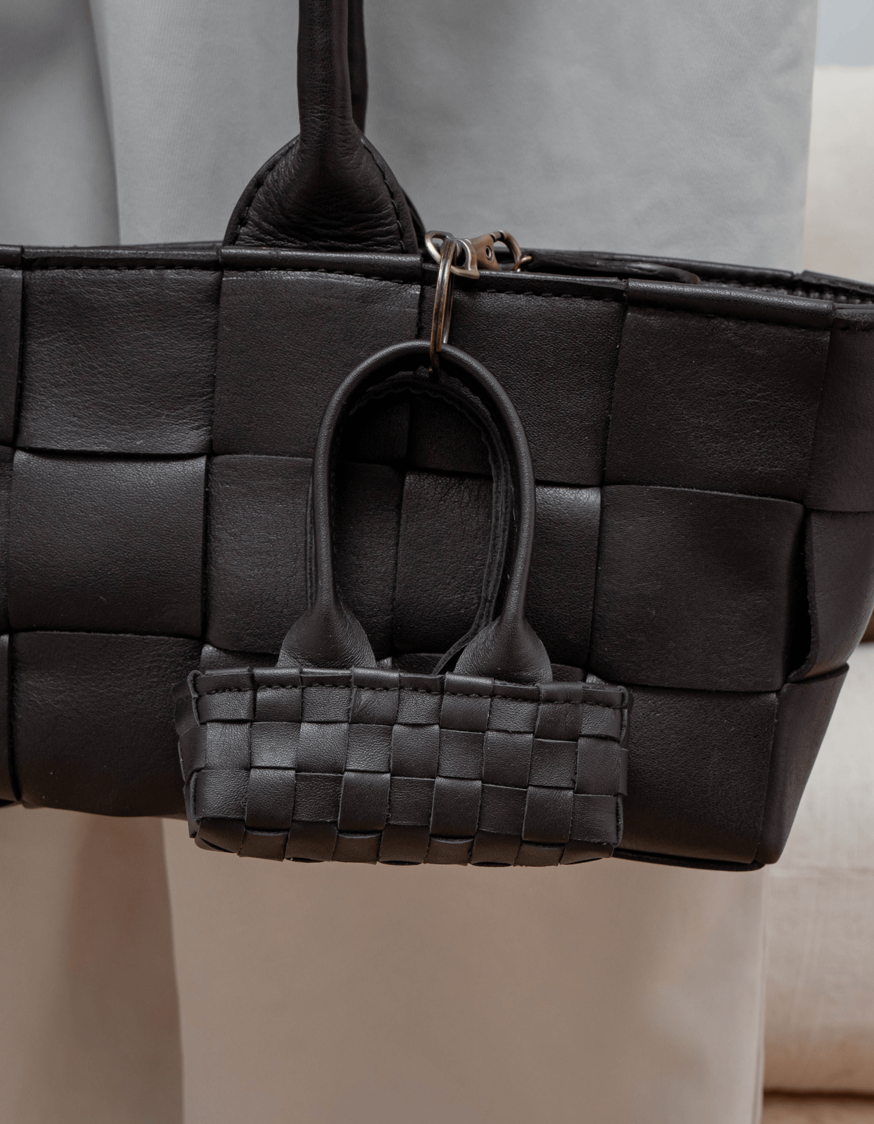 Mandrn Mini Rosalie - Black Keychain