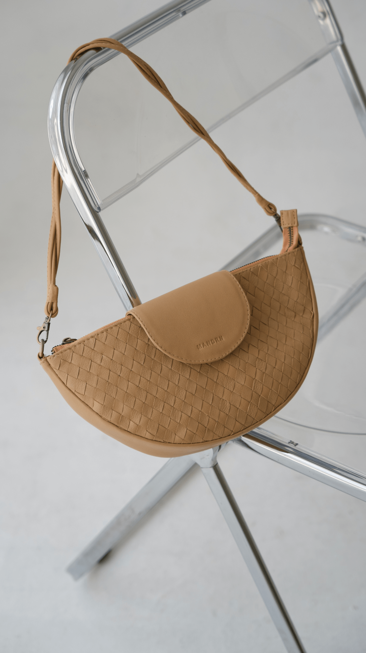 Mandrn Naomi Woven - Sand Bag