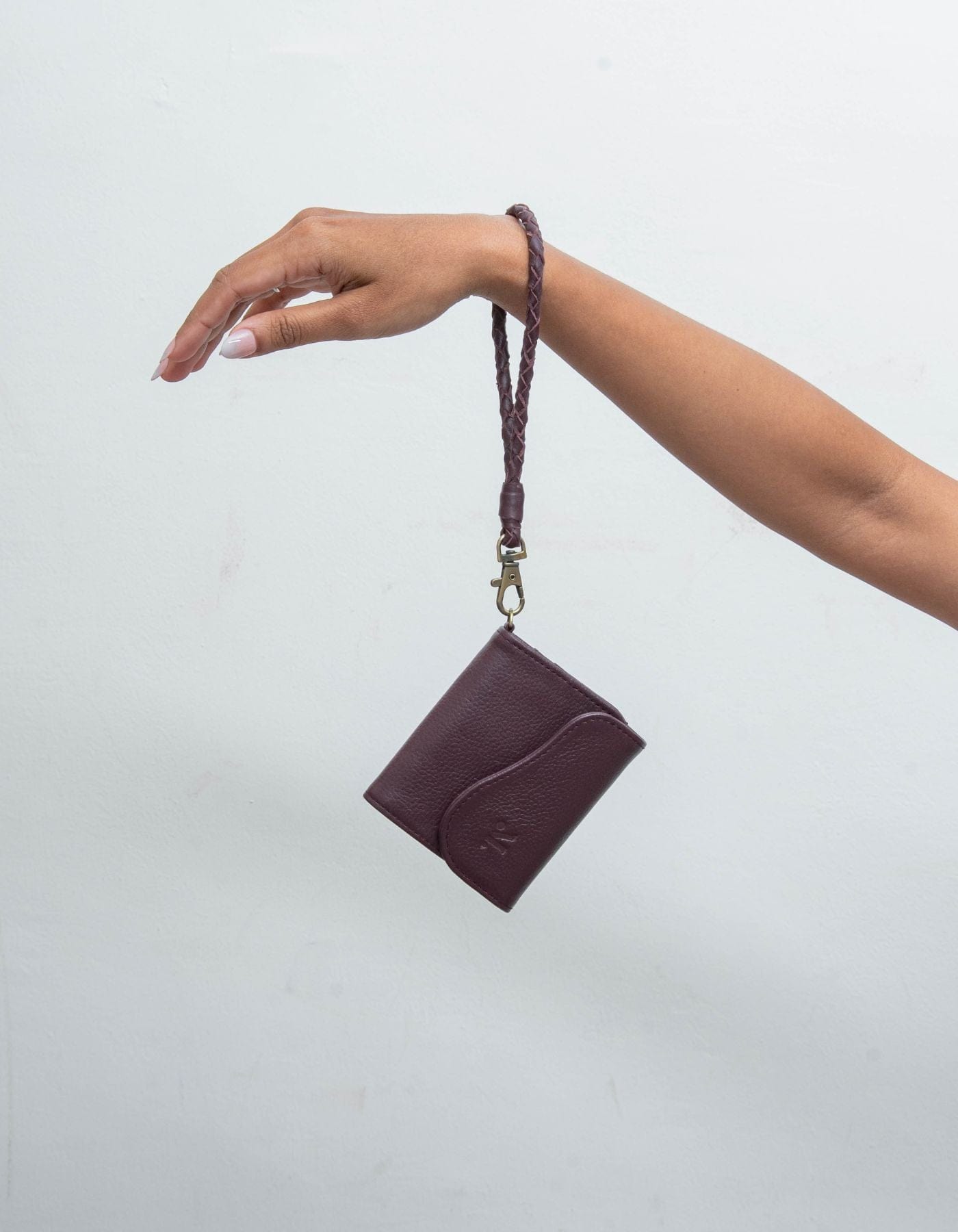 Mandrn Noa Wallet - Burgundy Wallets &amp; Money Clips