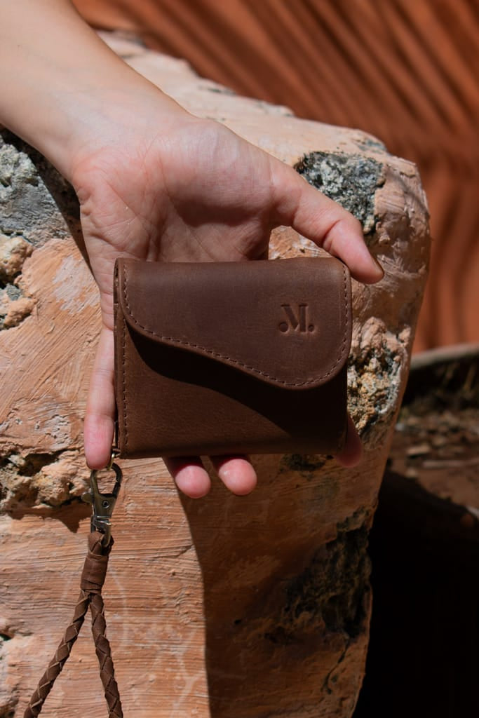 MANDRN Noa Wallet - Saddle Dark Wallets &amp; Money Clips