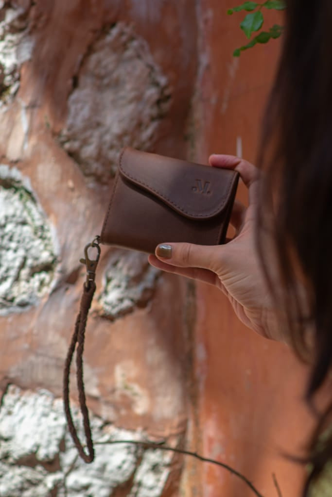 MANDRN Noa Wallet - Saddle Dark Wallets &amp; Money Clips