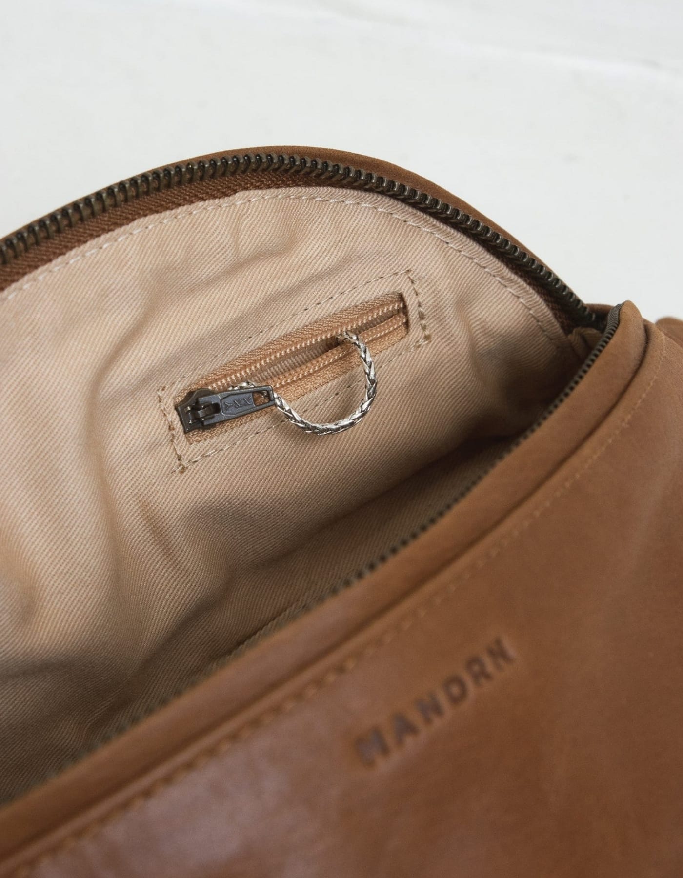 Mandrn [PRE-ORDER] Atlas - Tan Fanny Pack