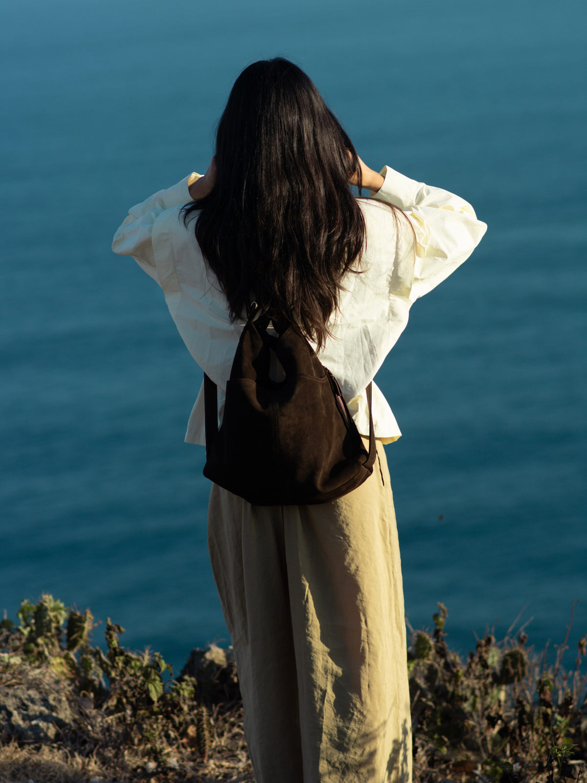 Mandrn [PRE-ORDER] Evra - Espresso Suede tote