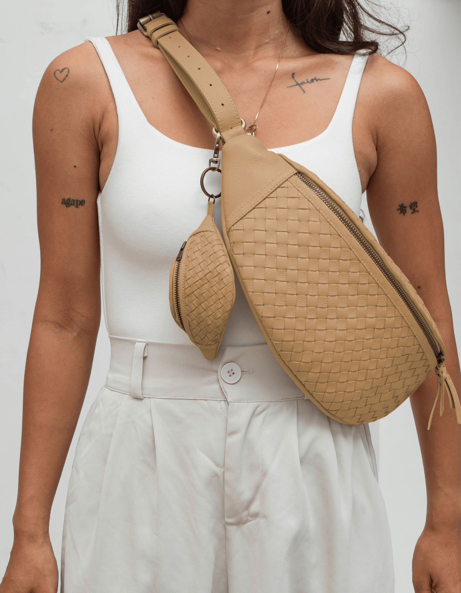 Mandrn [PRE-ORDER]- Mini Woven Atlas - Sand Keychain