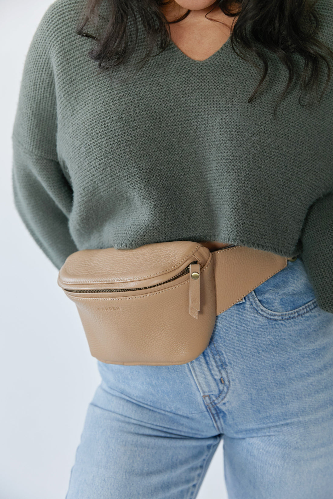 Mandrn [PRE-ORDER]- Remy - Sand Fanny Pack