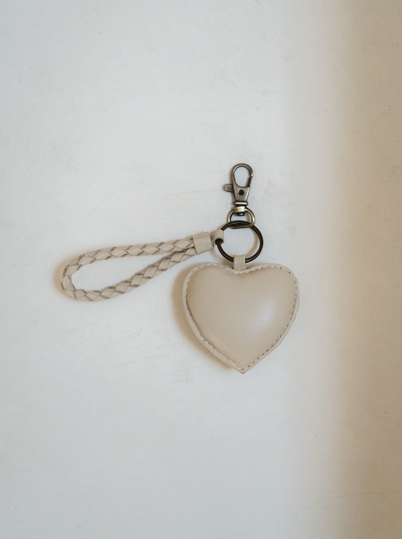 Mandrn Puffy Heart Keychain- Bone Keychain