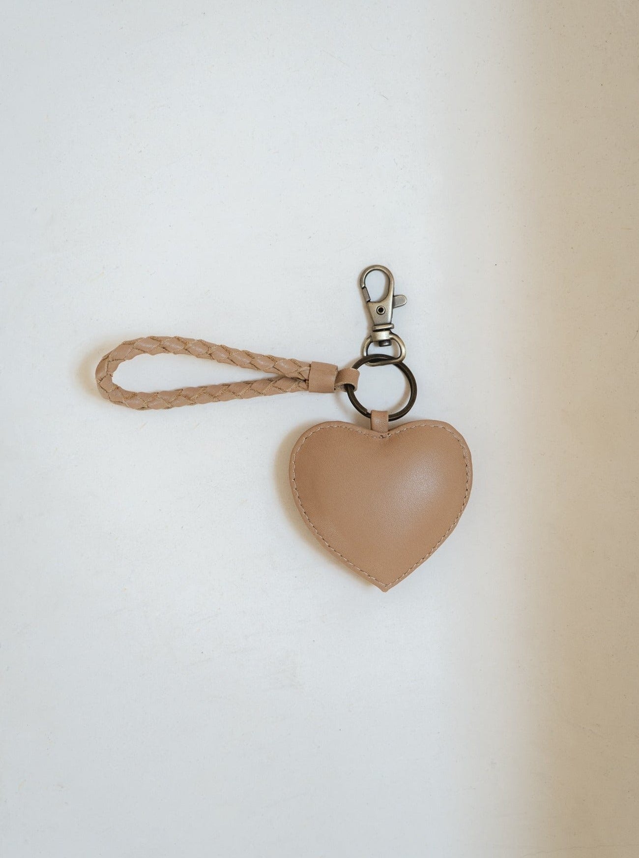 Mandrn Puffy Heart Keychain- Sand Keychain