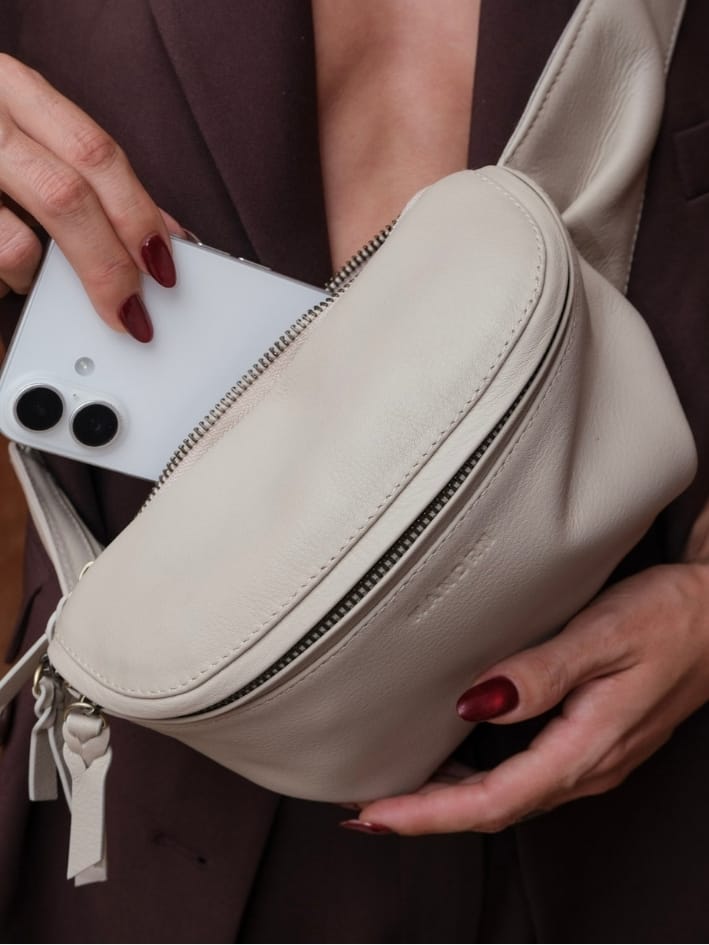 Mandrn Remy - Bone Fanny Pack