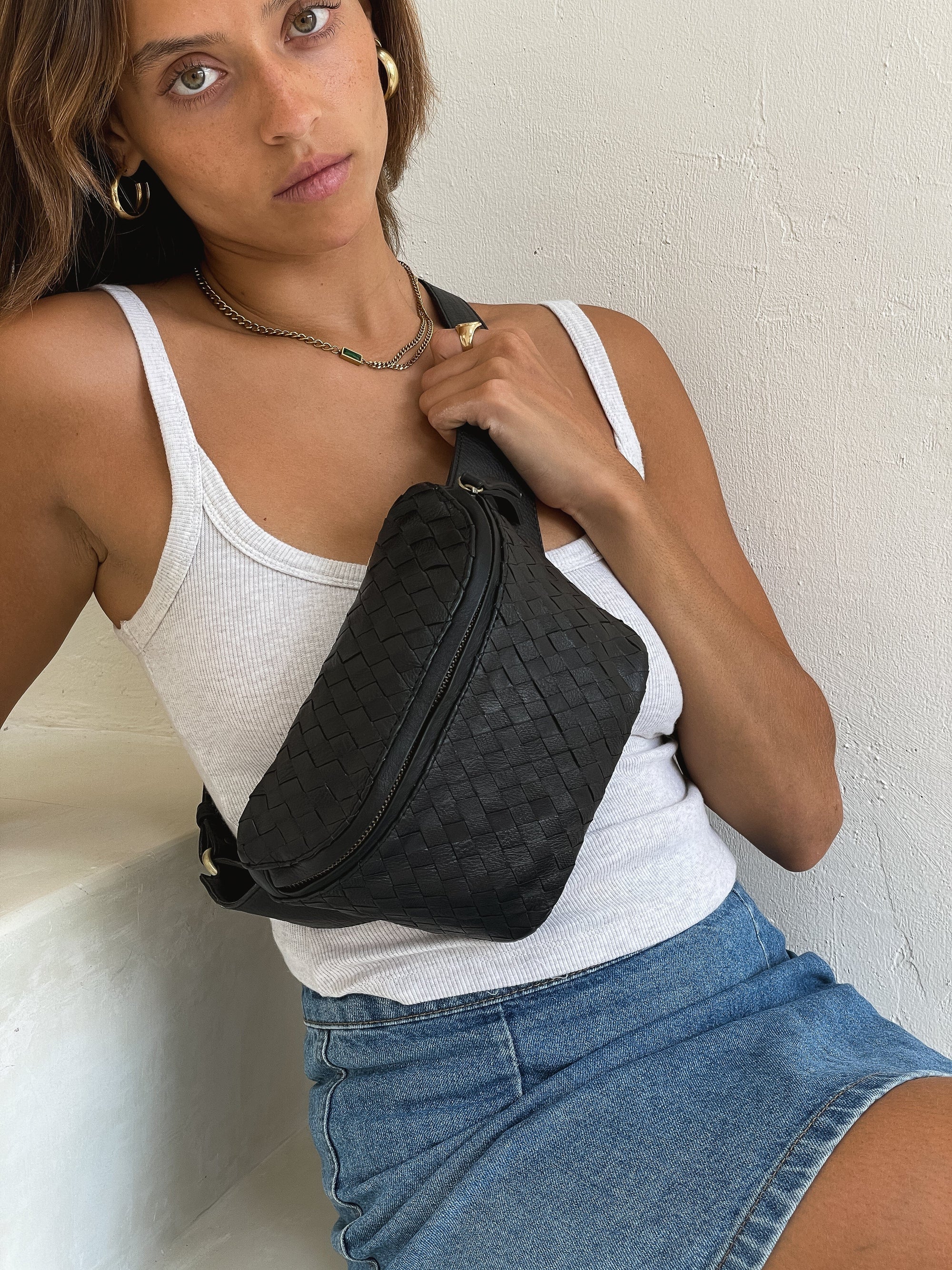 Mandrn Remy Woven - Black Fanny Pack