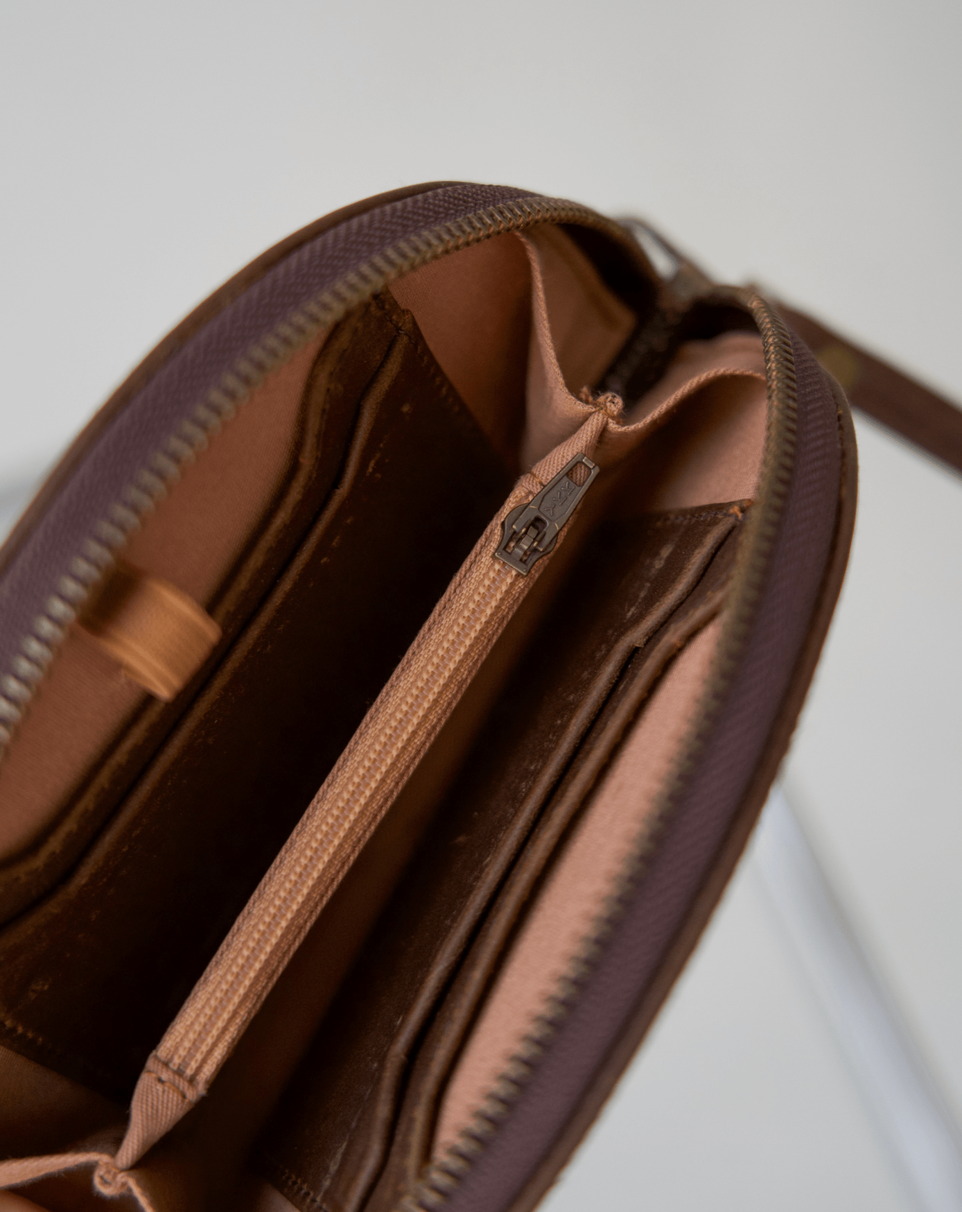 Mandrn Wedge Wallet - Saddle Brown Wallets &amp; Money Clips