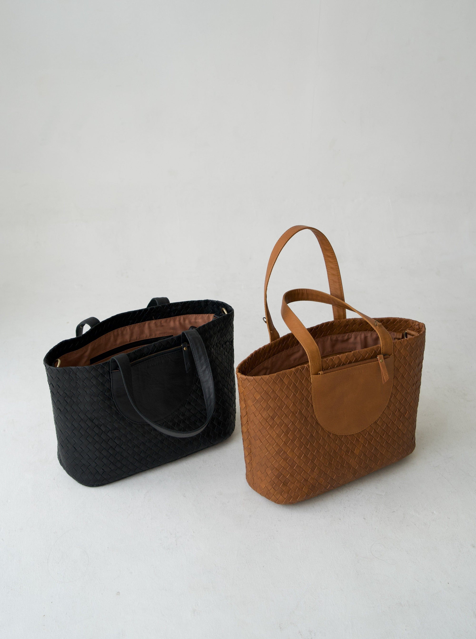 Mandrn Woven Andie Tote - Black tote