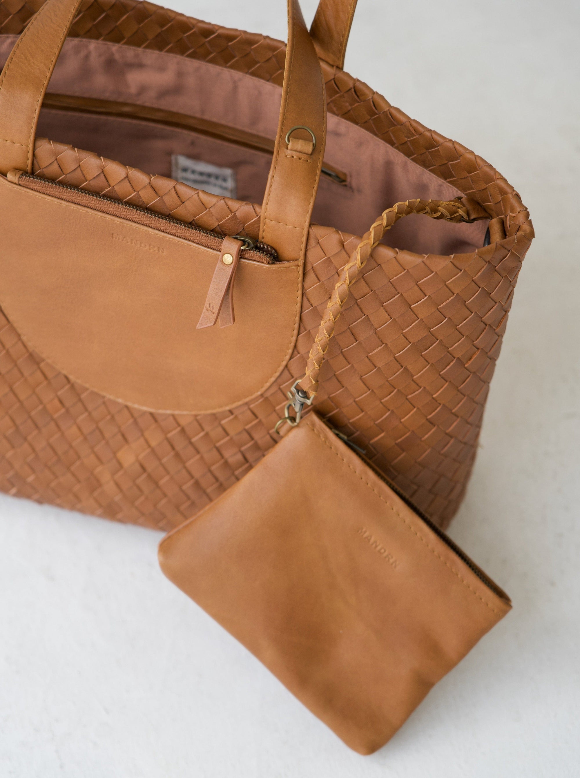 Mandrn Woven Andie Tote - Tan tote