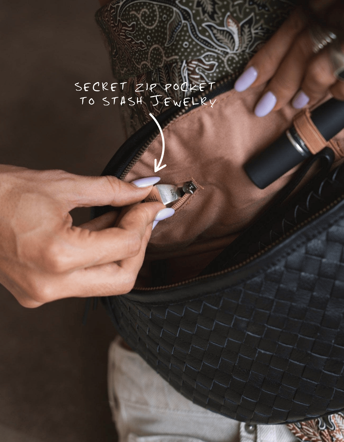 Mandrn Woven Atlas - Black Fanny Pack