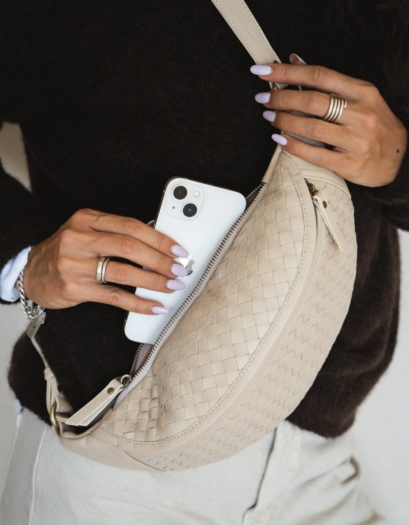 Mandrn Woven Atlas - Bone Crossbody Bag