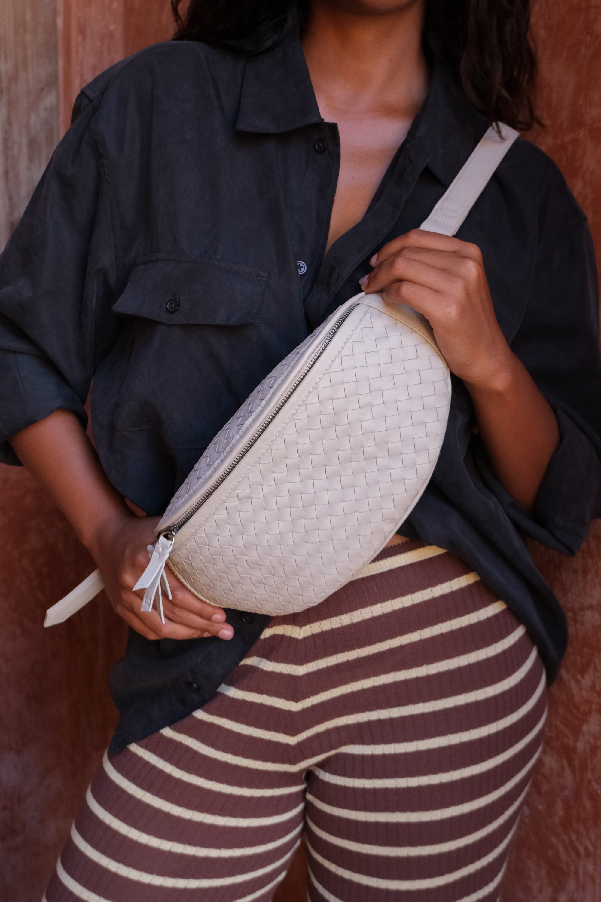 Mandrn Woven Atlas - Bone Crossbody Bag