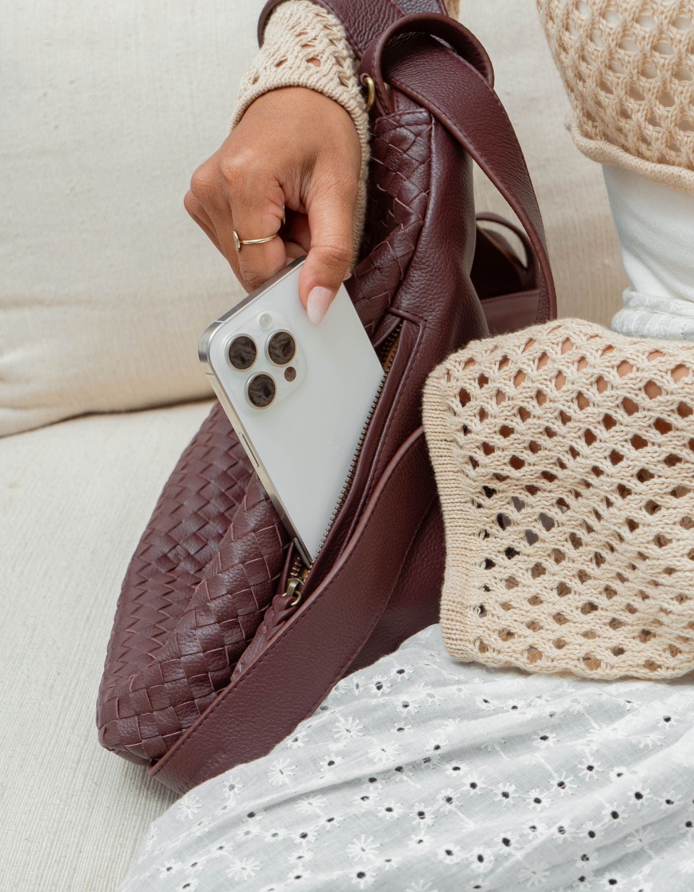 Mandrn Woven Atlas - Burgundy Fanny Pack