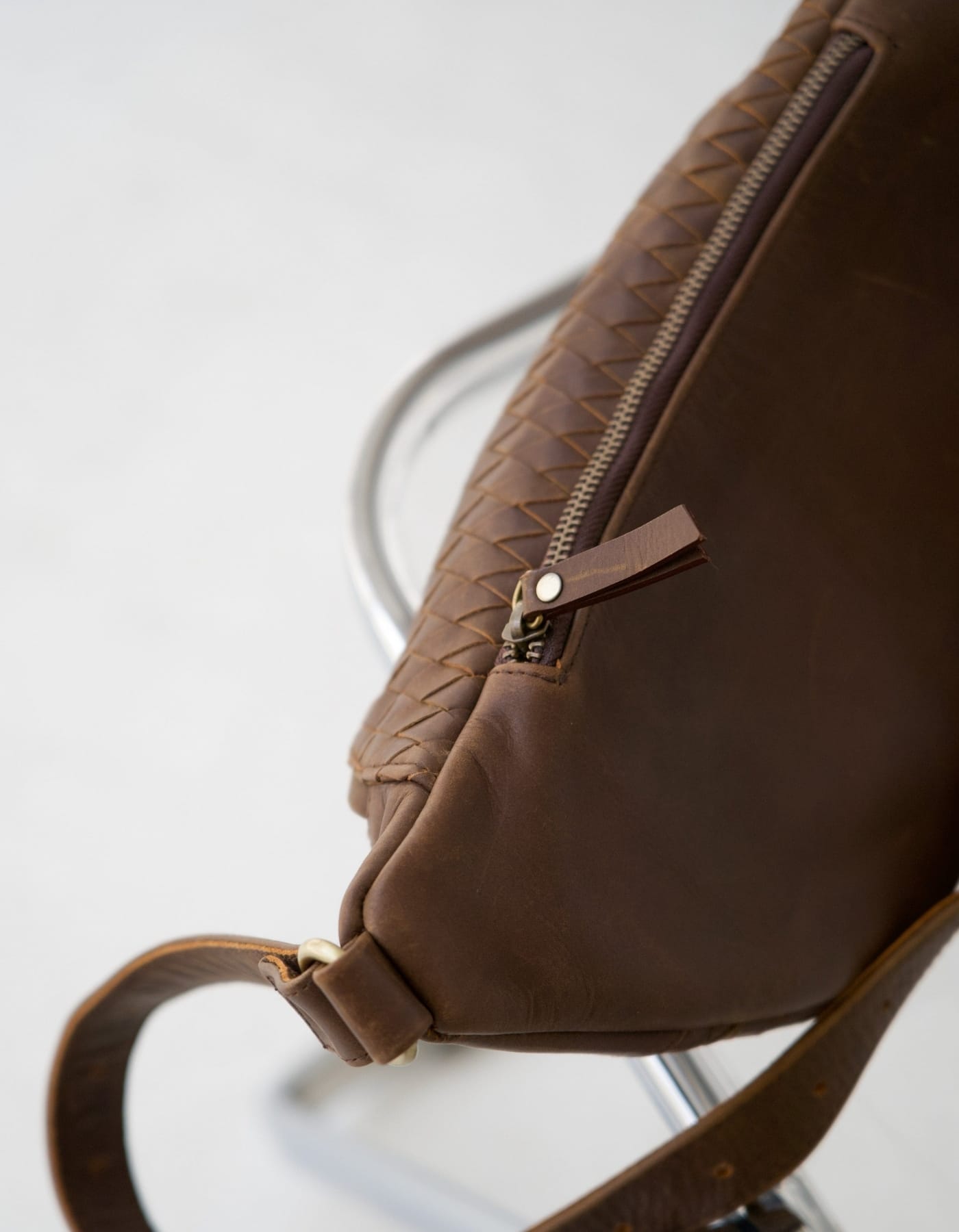 Mandrn Woven Atlas - Saddle (Dark) Crossbody Bag