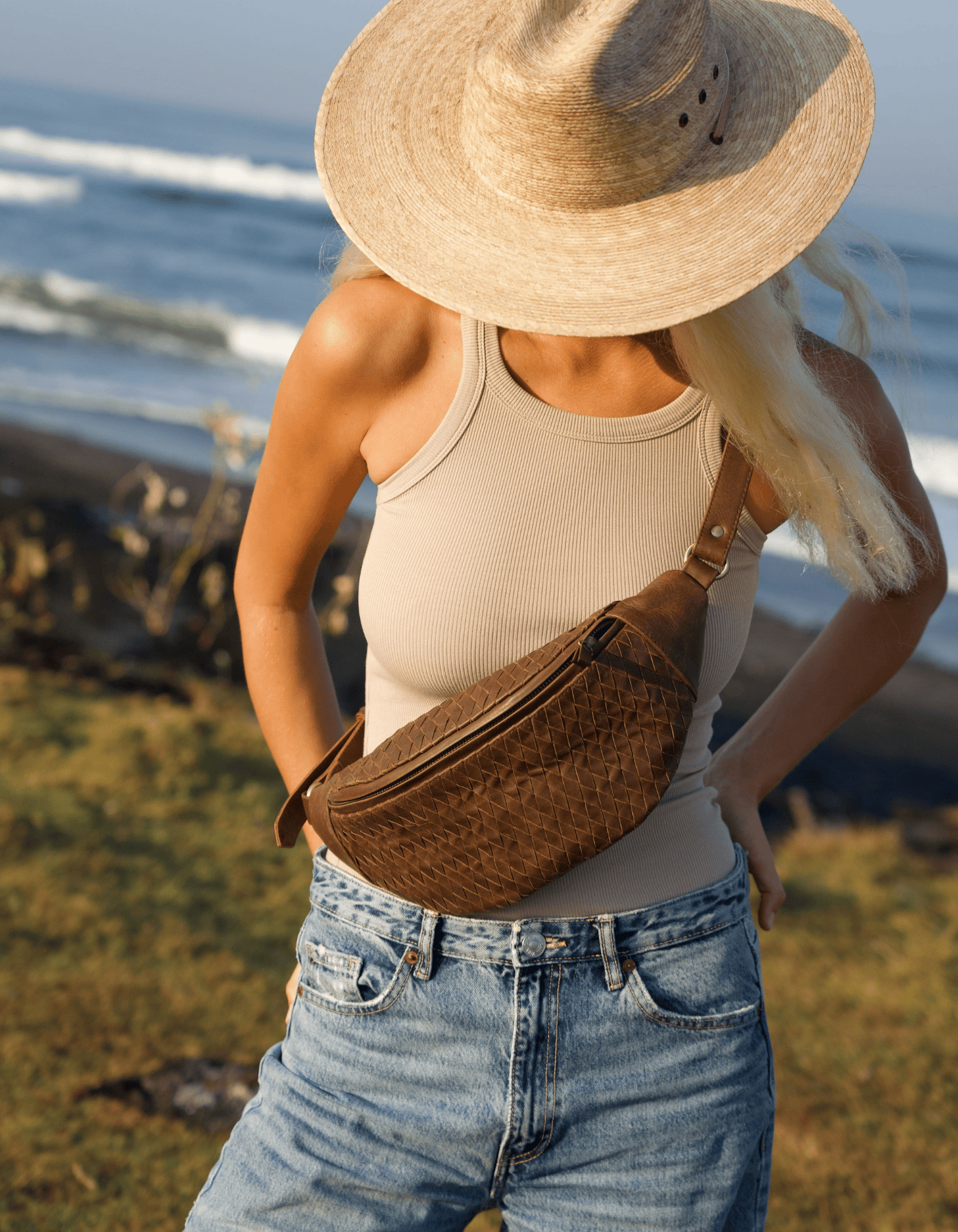 Mandrn Woven Atlas - Saddle (Dark) Fanny Pack