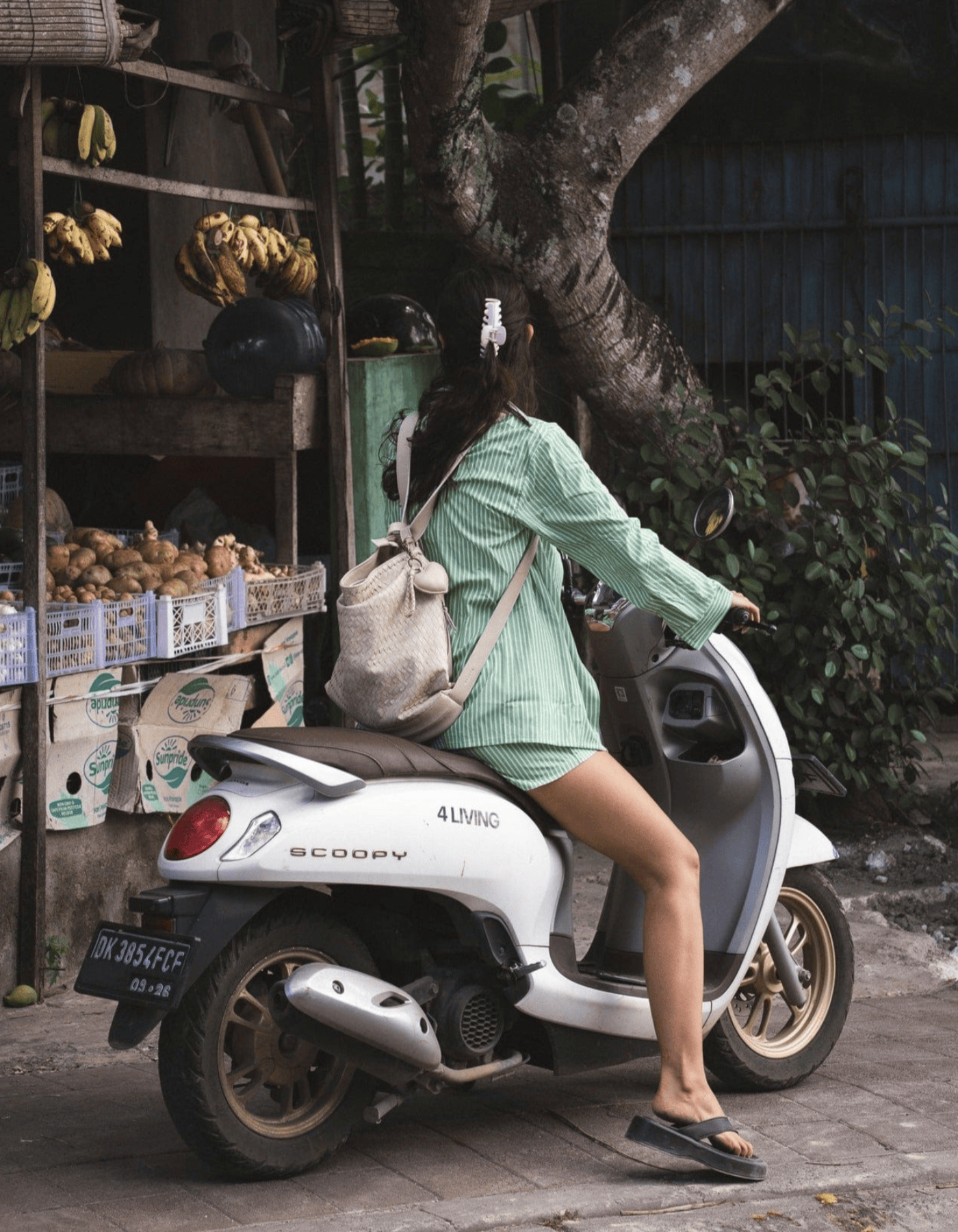 MANDRN Woven Evra Tote - Bone tote