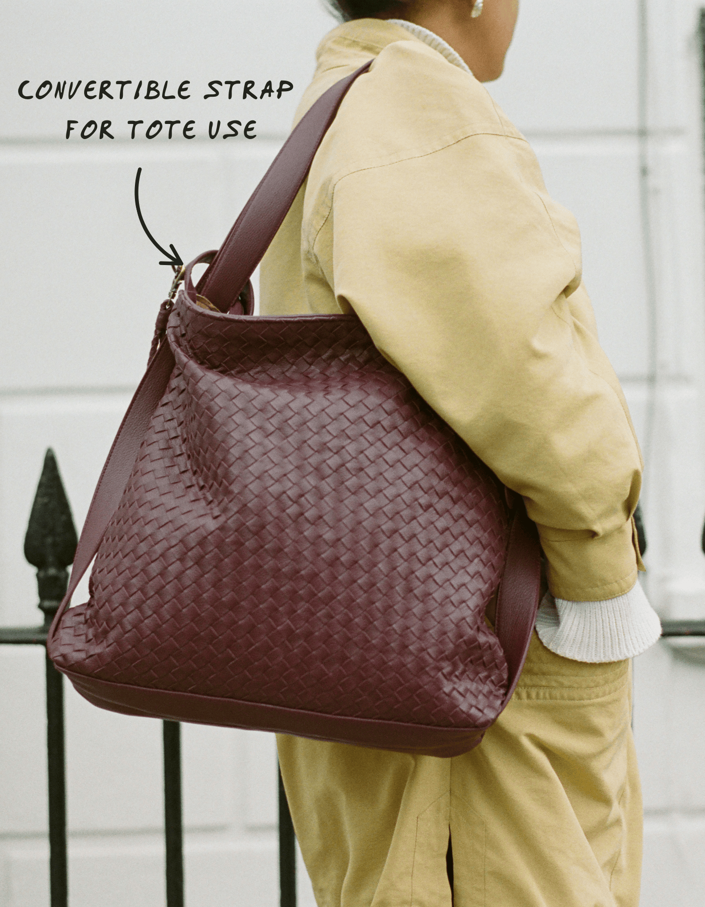 MANDRN Woven Evra Tote - Burgundy tote
