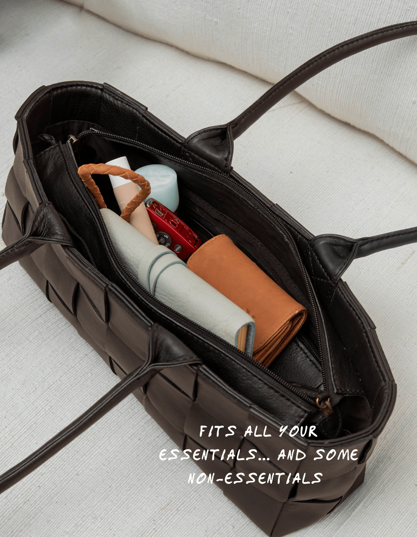 Mandrn Woven Rosalie - Black Purse