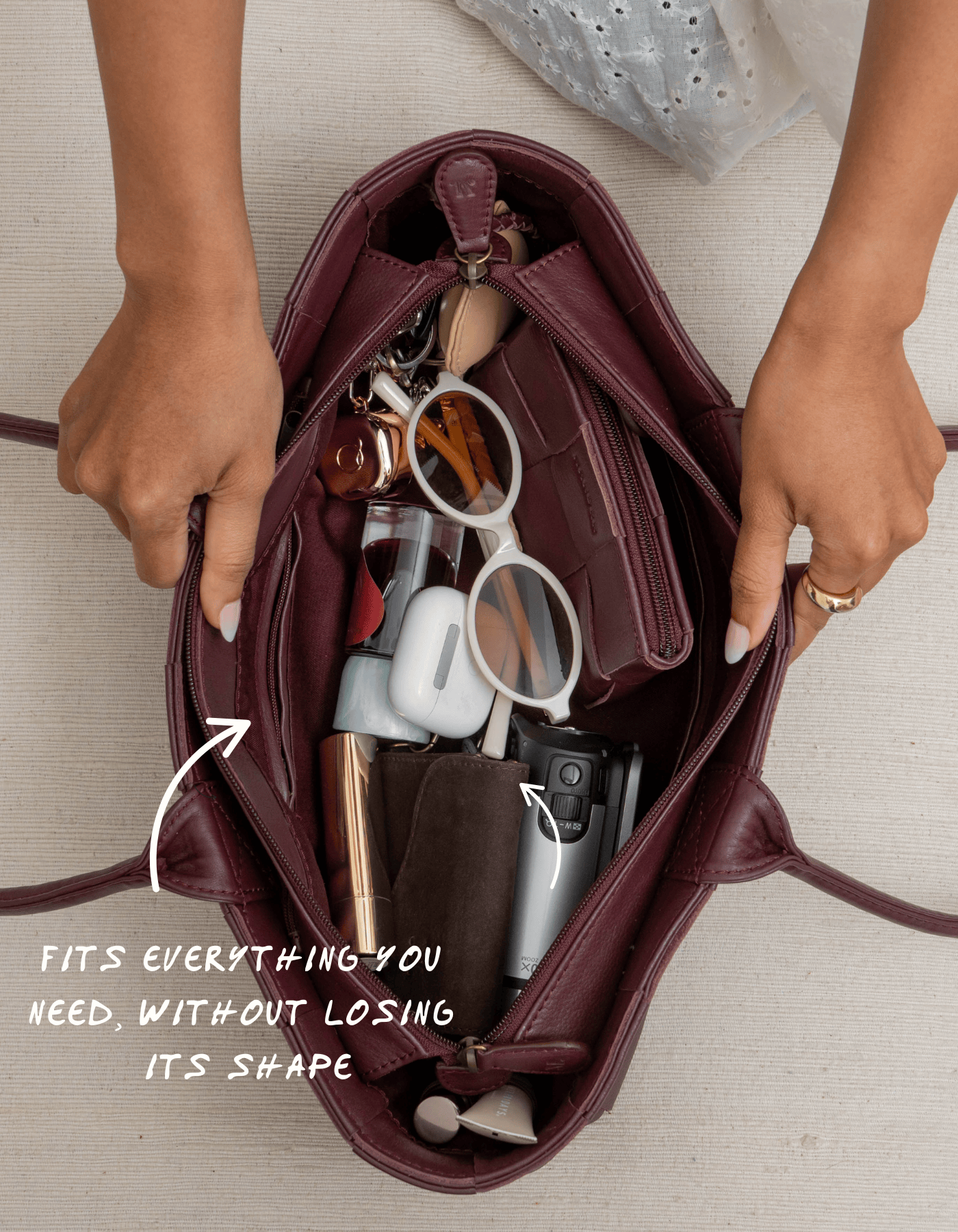 Mandrn Woven Rosalie - Burgundy Purse