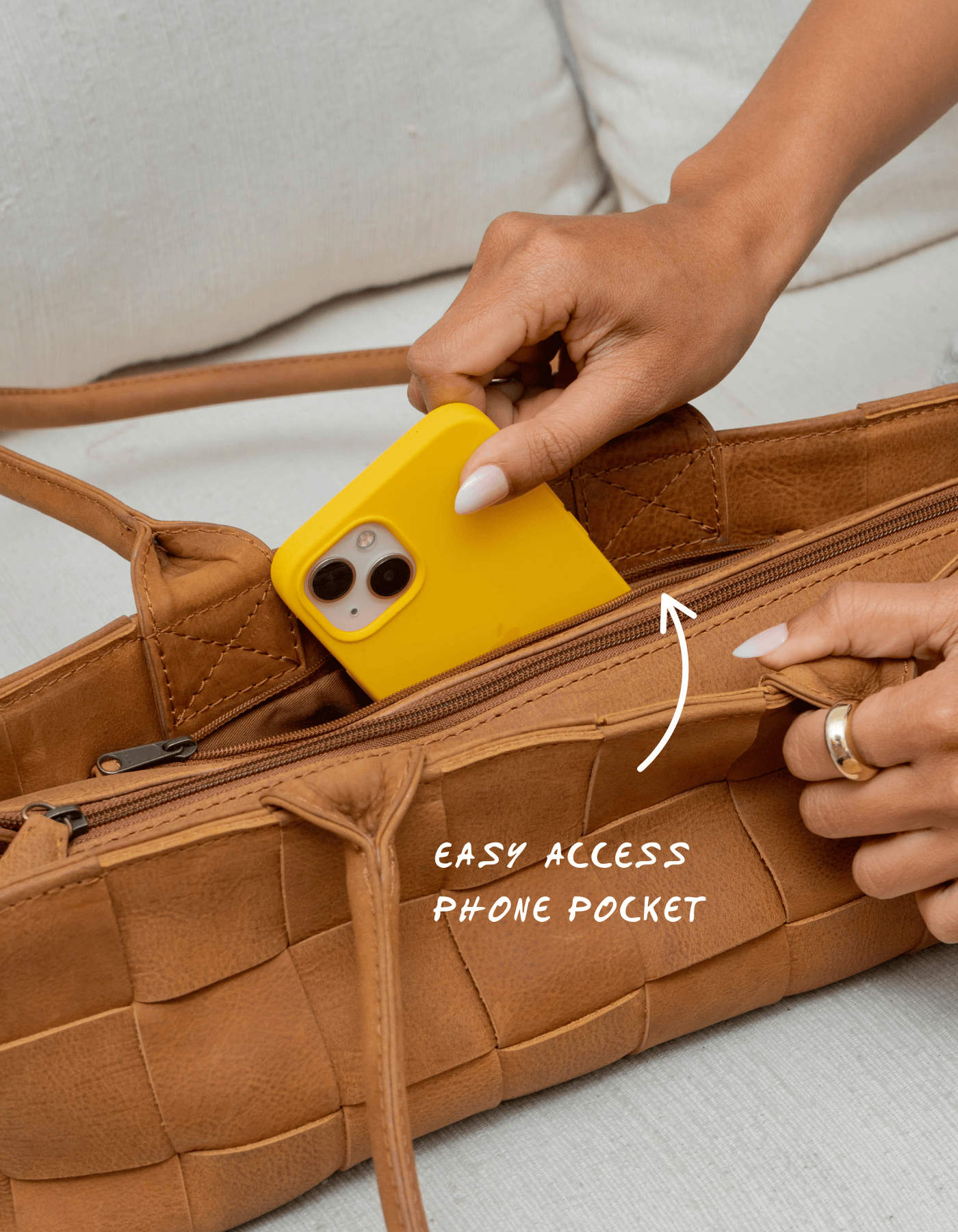 Mandrn Woven Rosalie - Saddle (Light) Purse