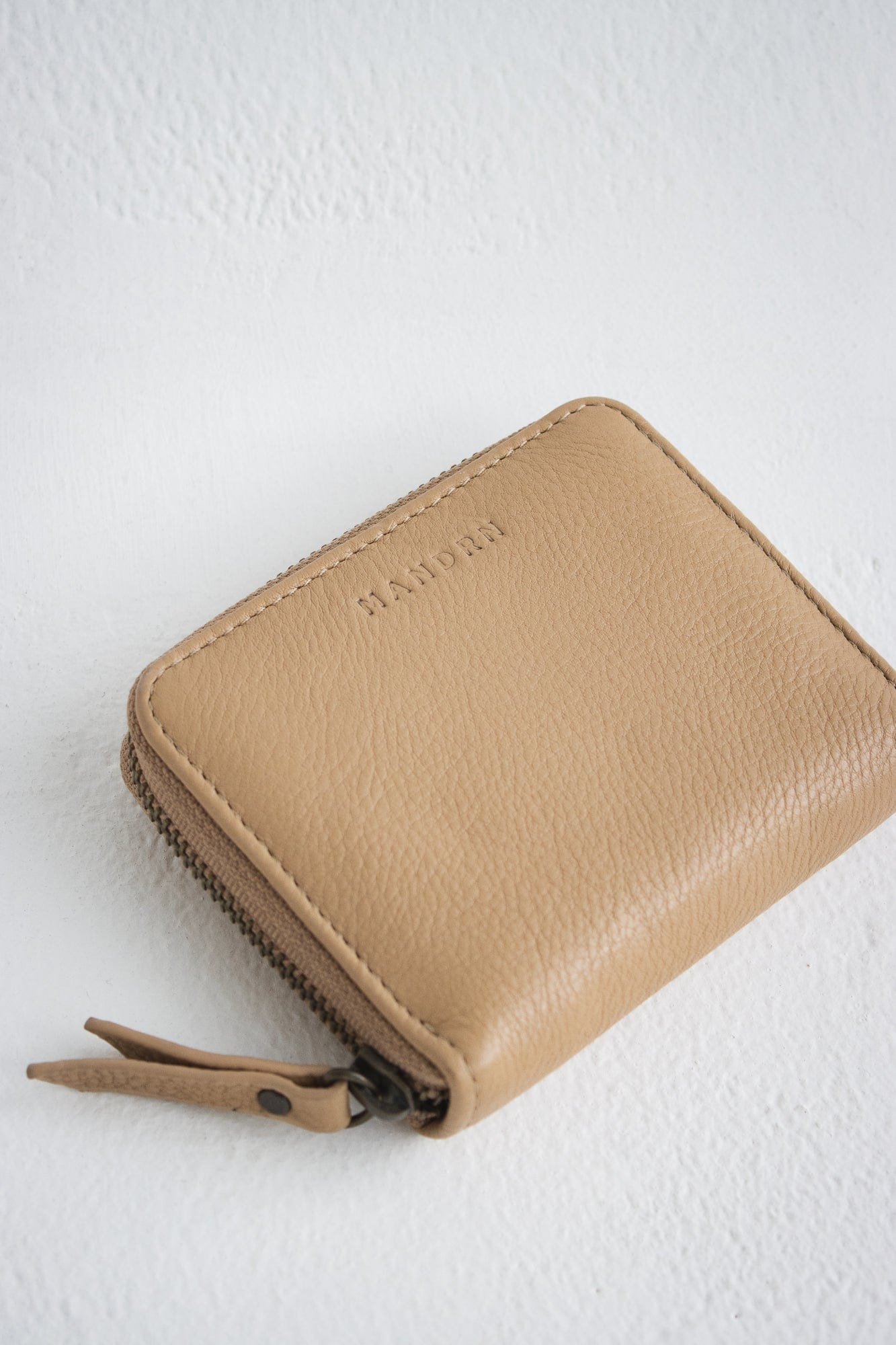 Mandrn Quin Wallet - Sand Wallets &amp; Money Clips