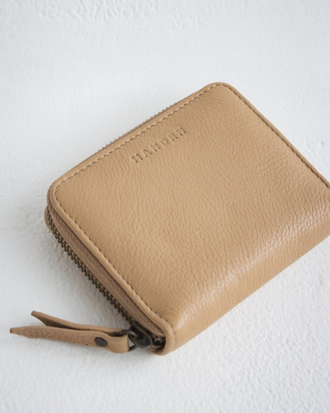 Mandrn Quin Wallet - Sand Wallets & Money Clips